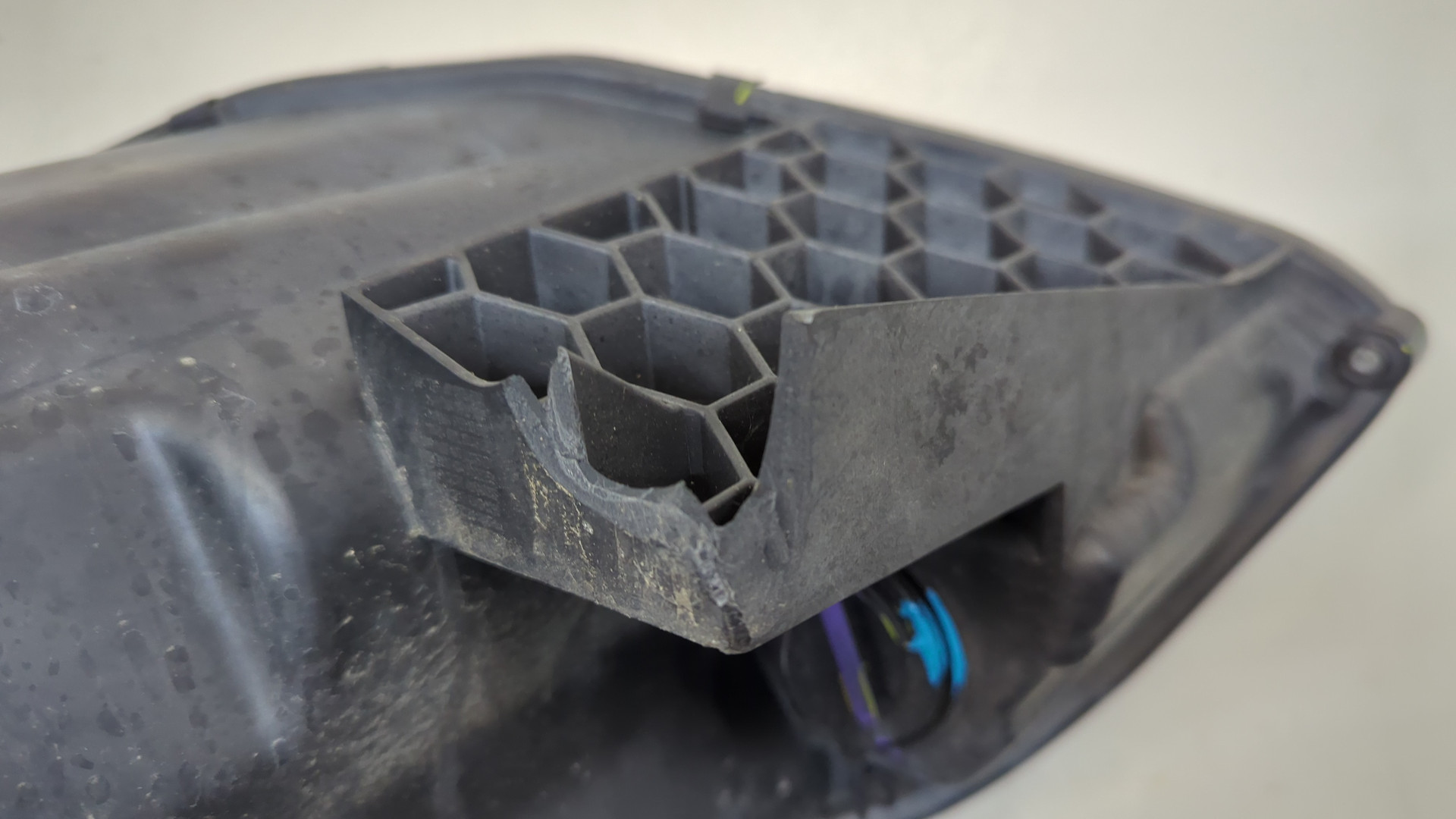 Фара правая