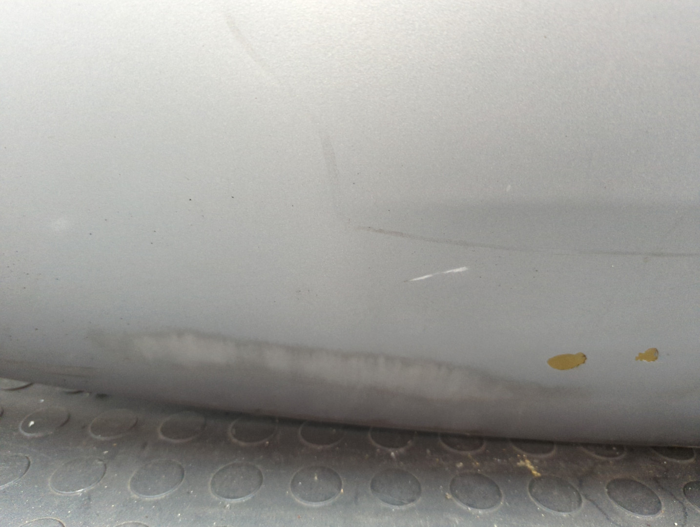 Дверь багажника