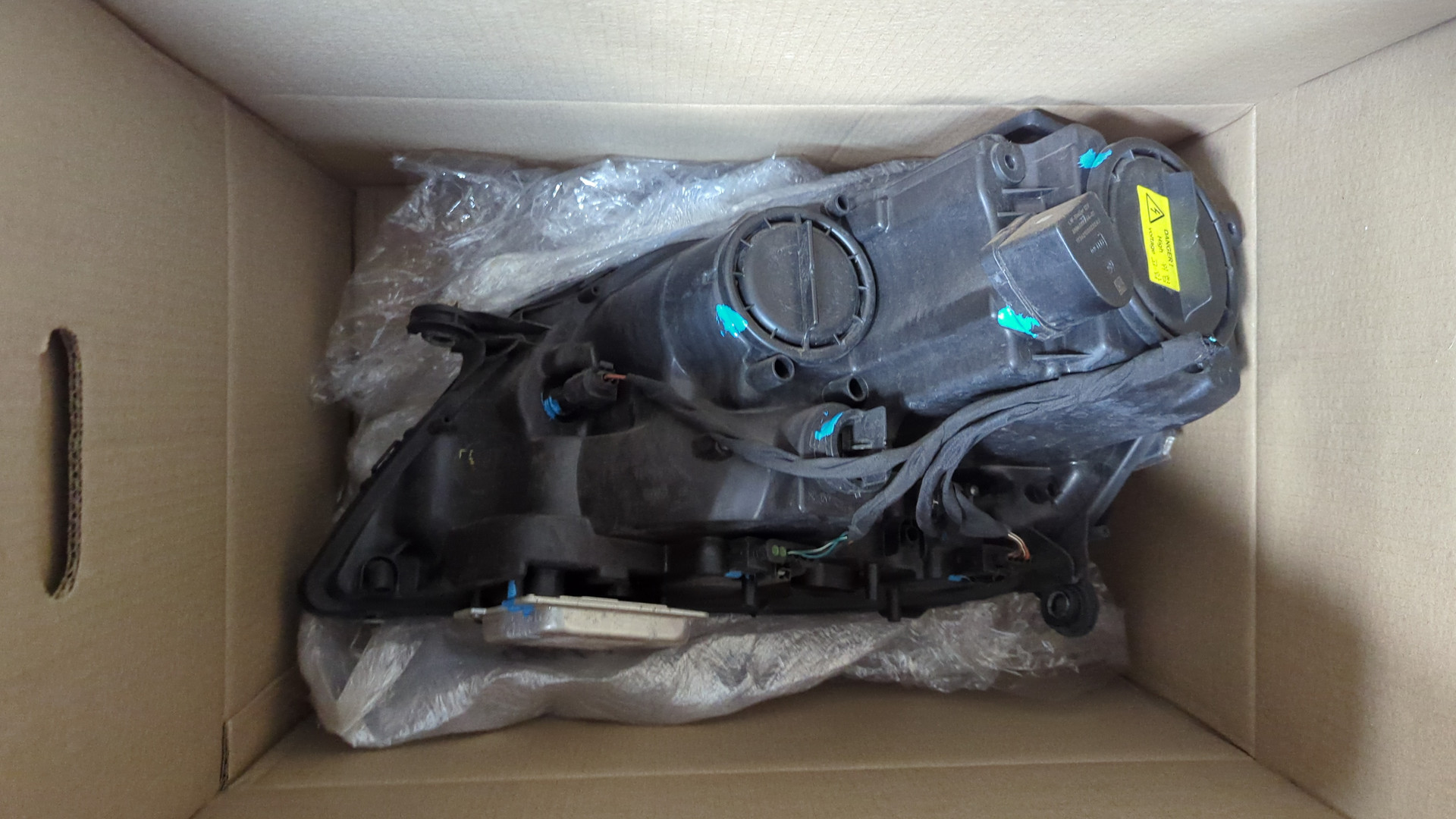 Фара правая