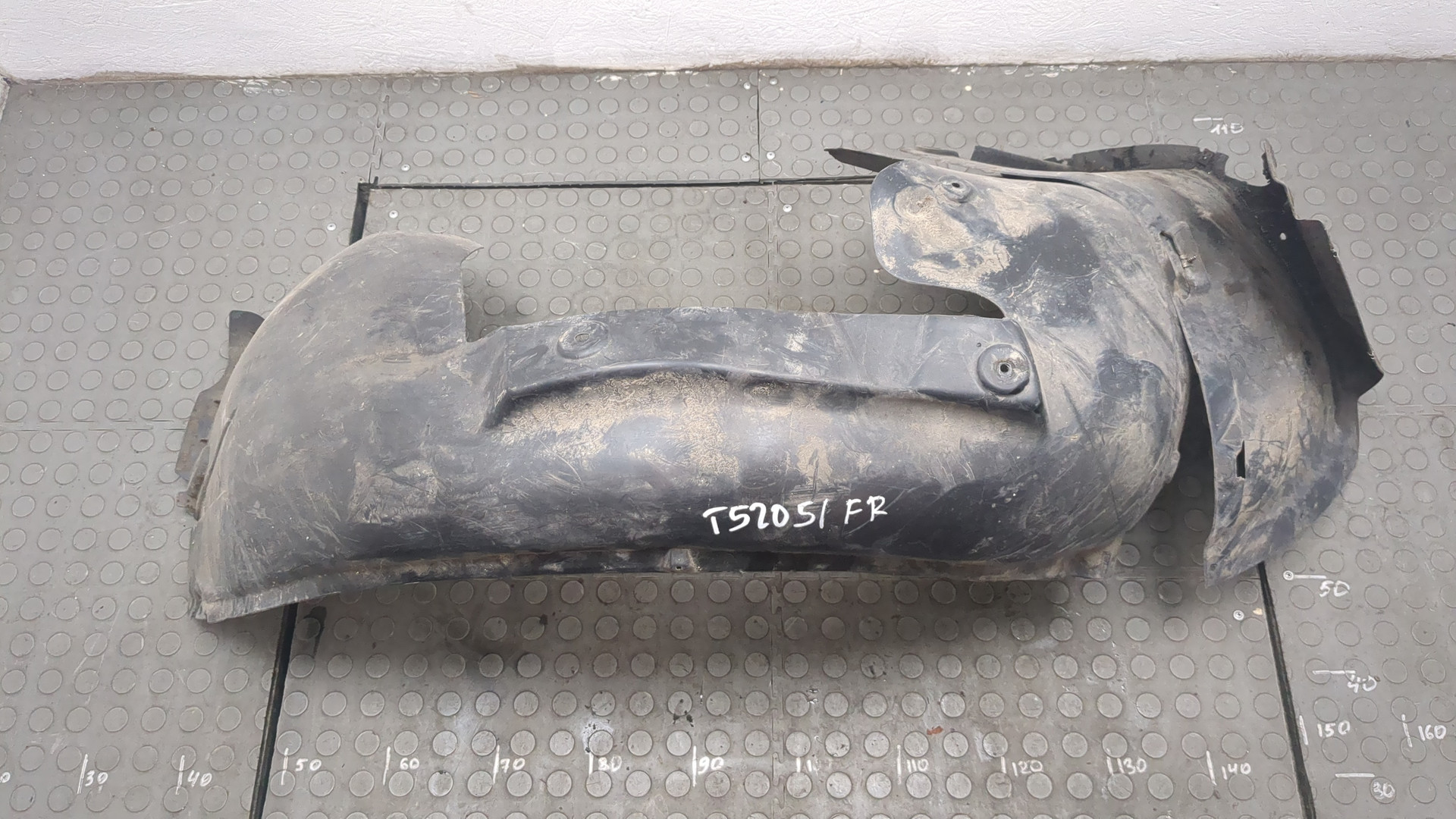 Локер передний правый