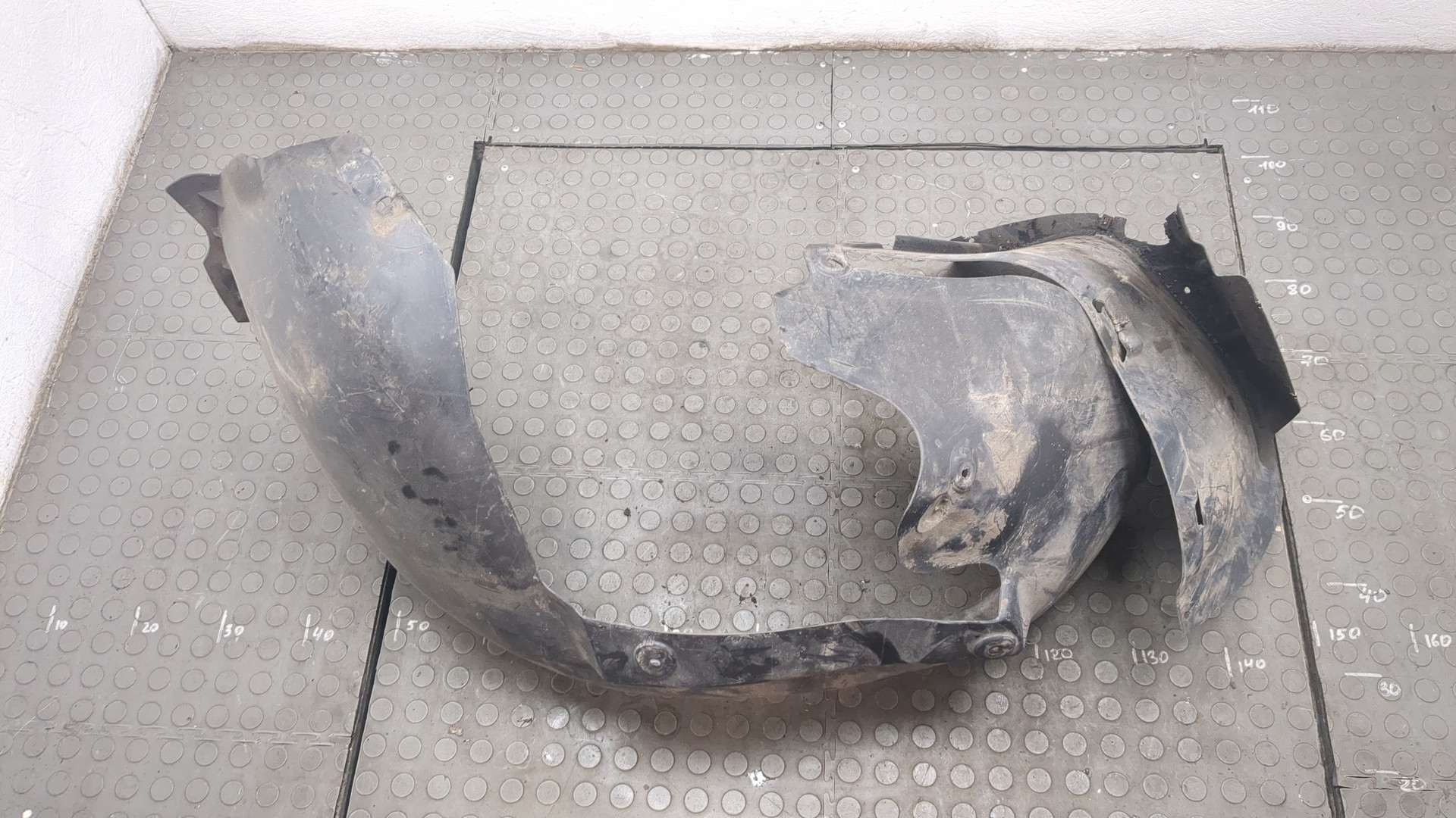 Локер передний правый