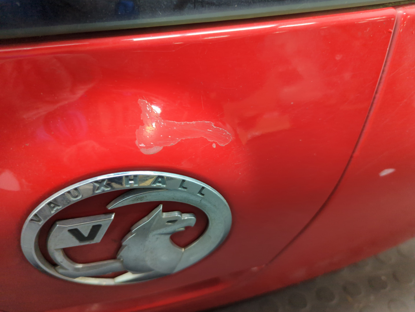 Дверь багажника