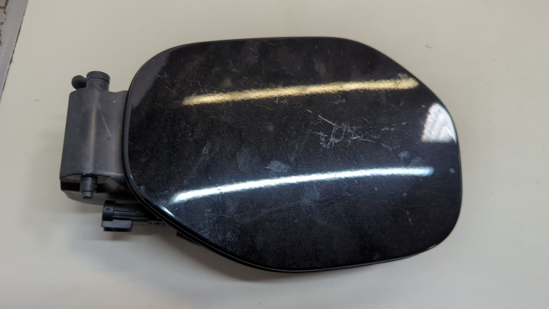 Лючок бензобака