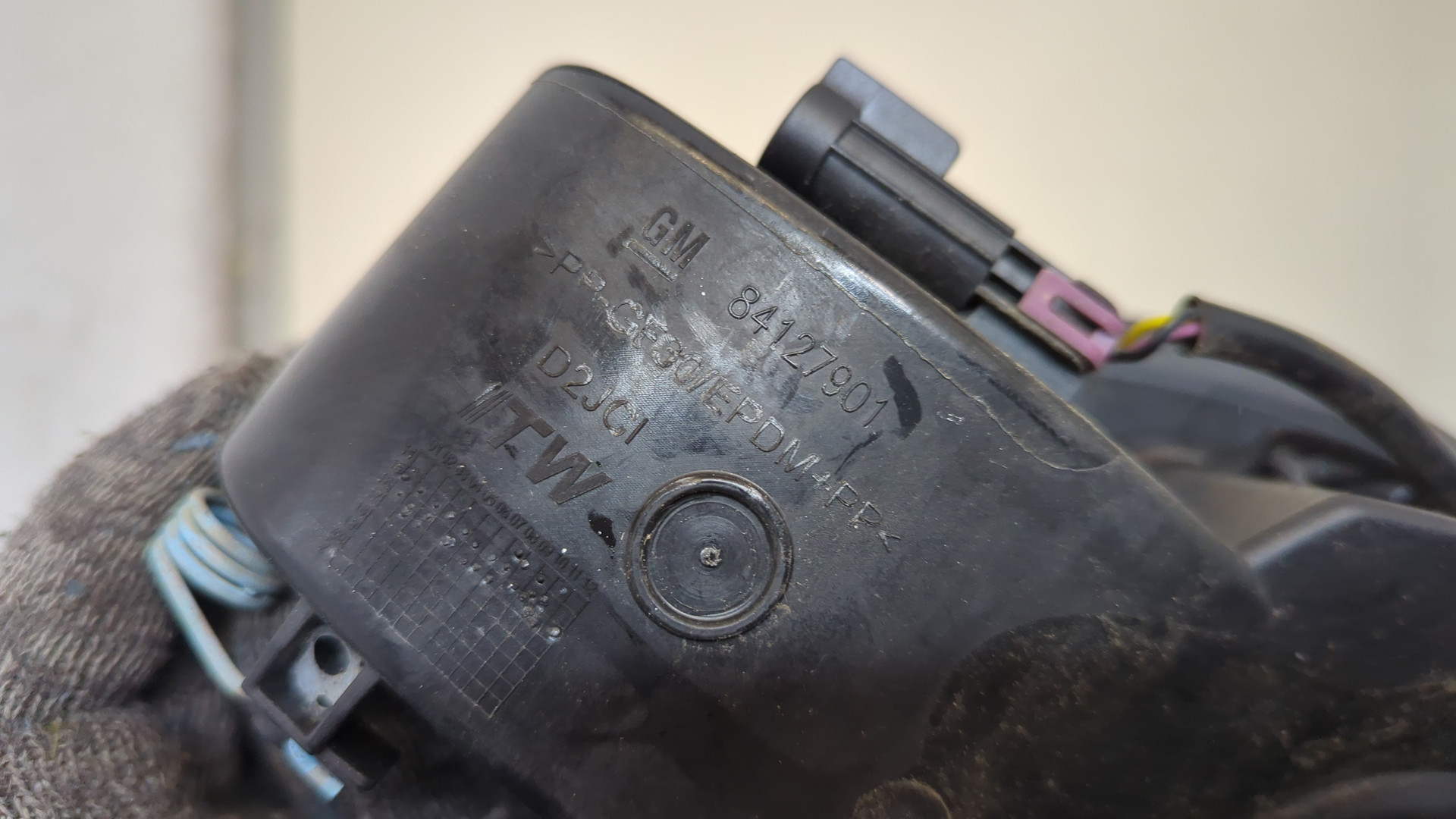 Лючок бензобака