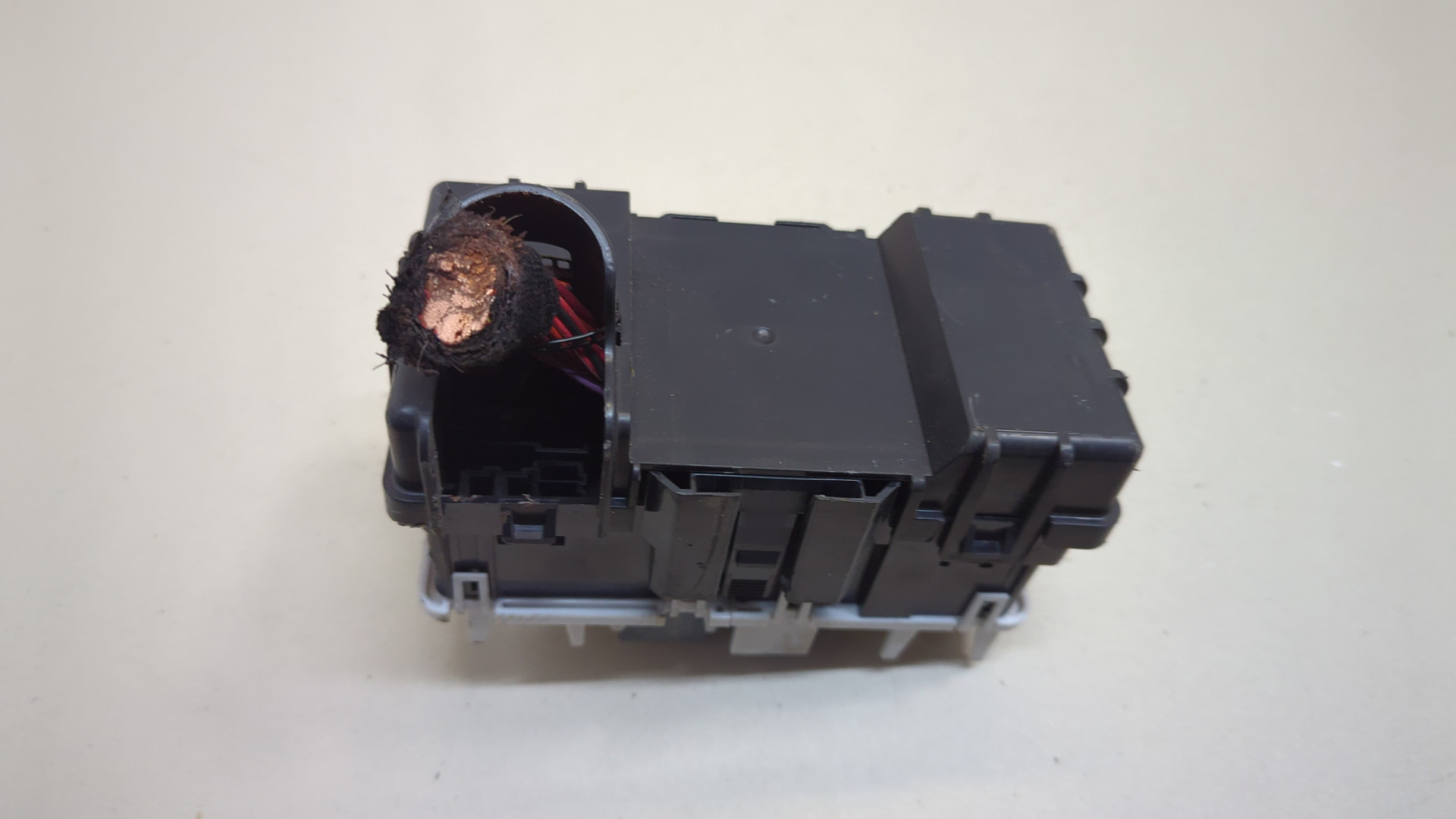 Блок предохранителей