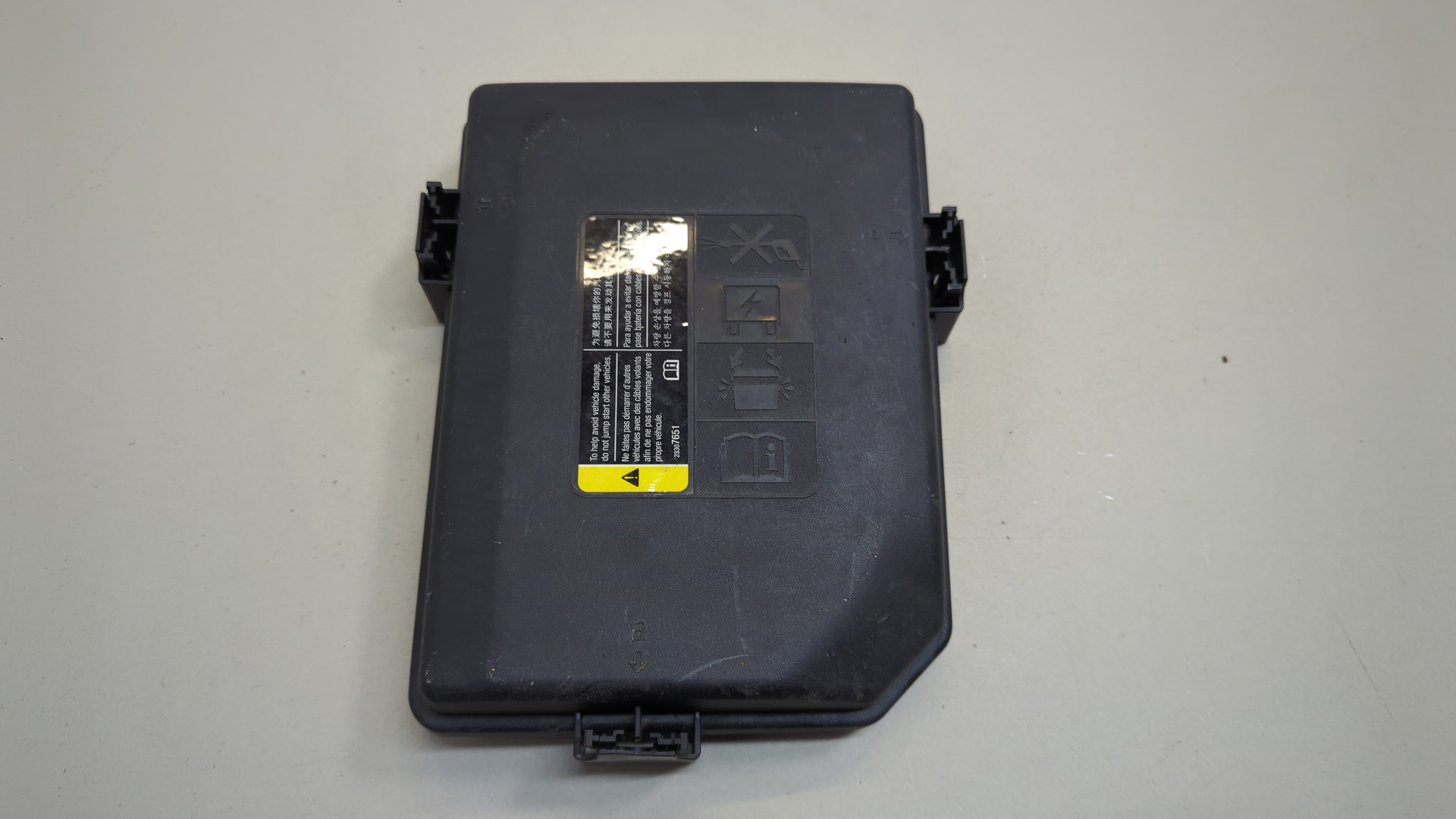 Корпус блока предохранителей