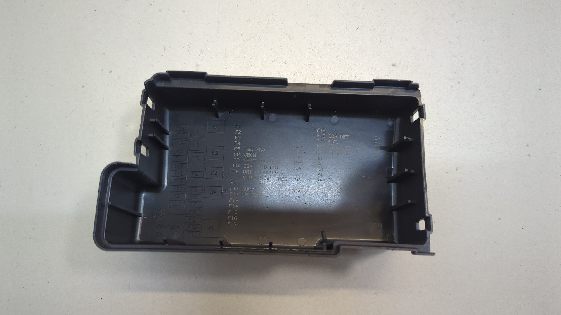 Корпус блока предохранителей