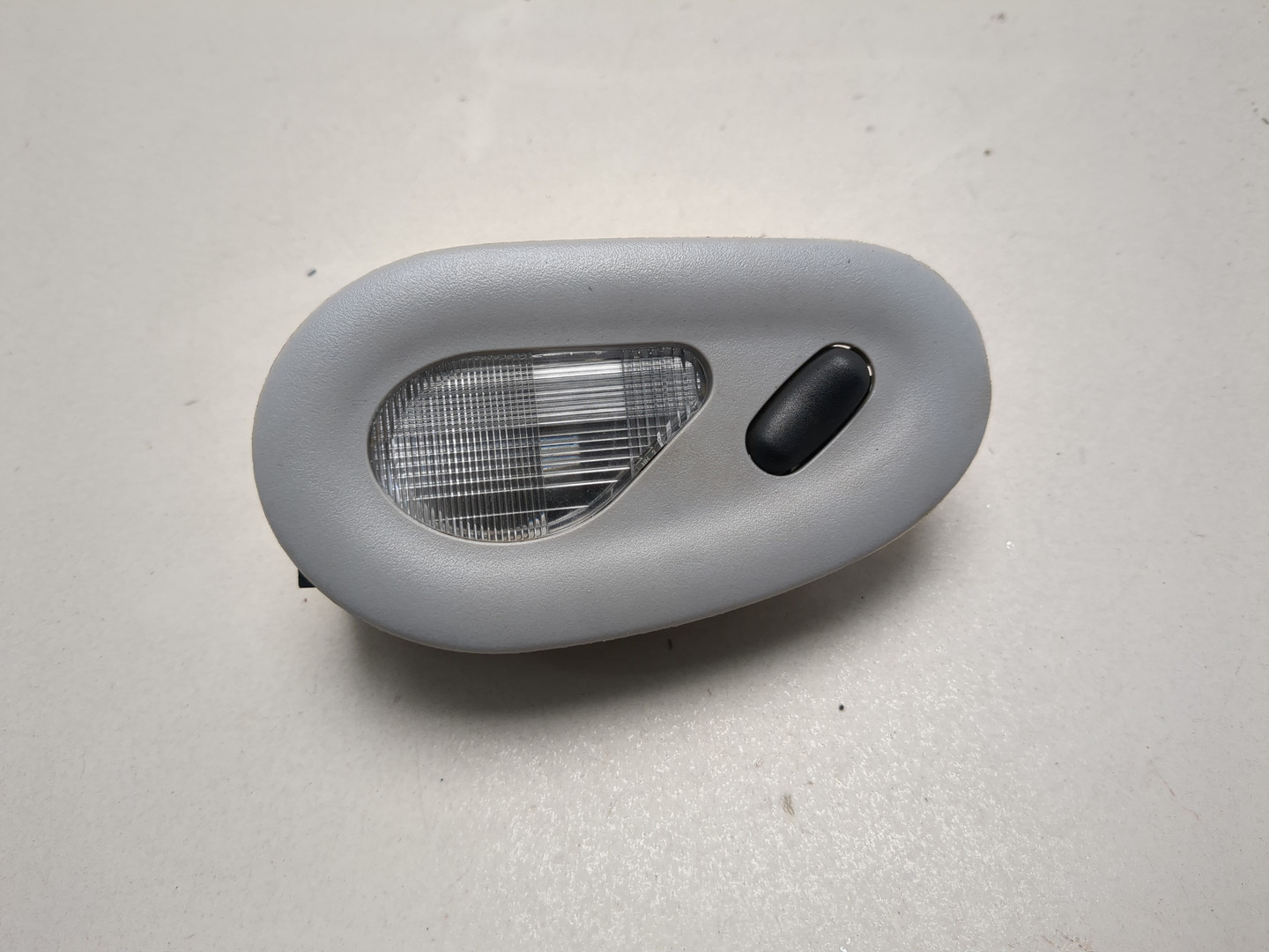 Плафон салонный