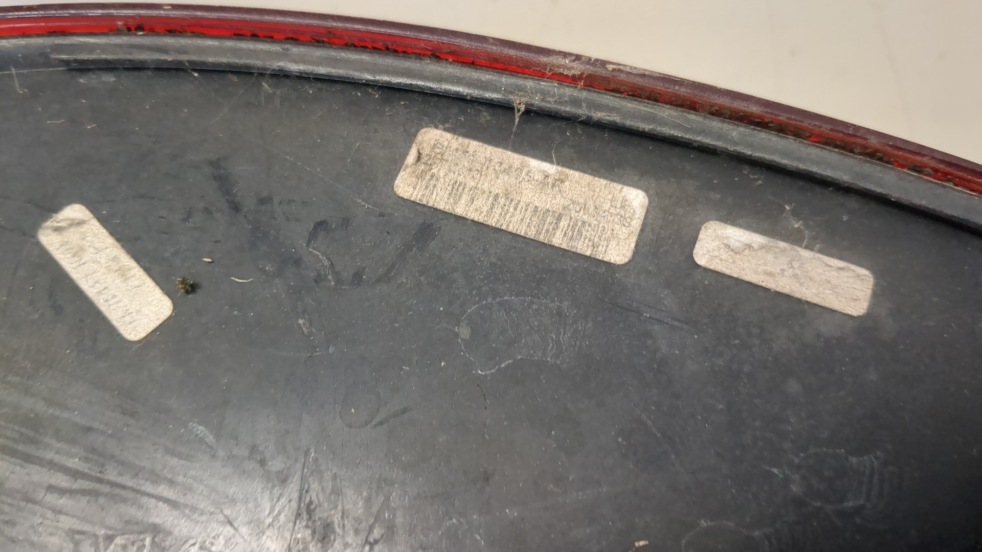 Фонарь задний левый