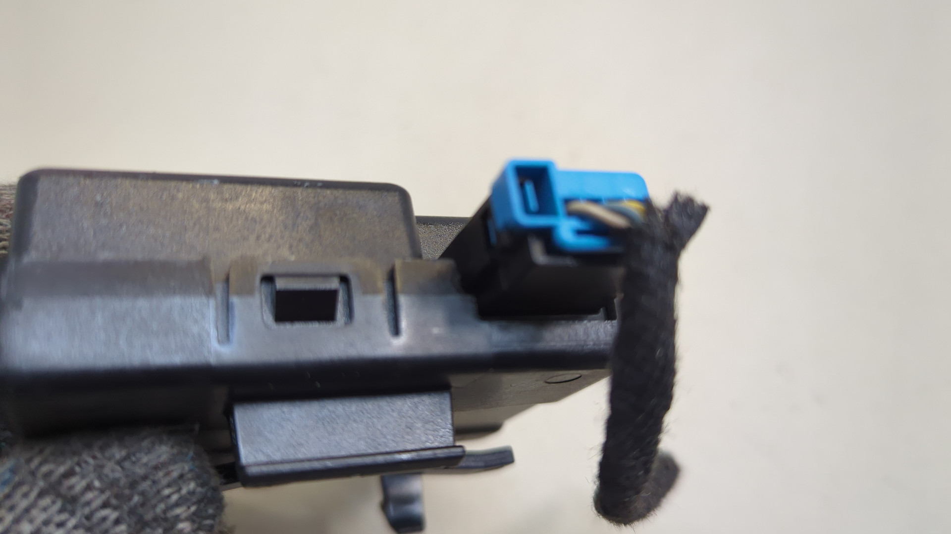 Блок управления центральным замком