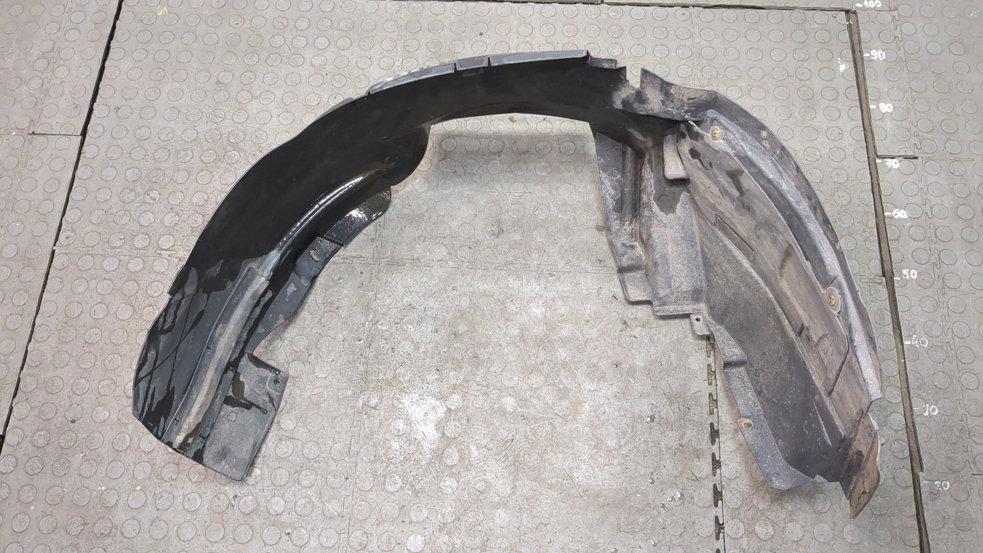 Локер передний левый