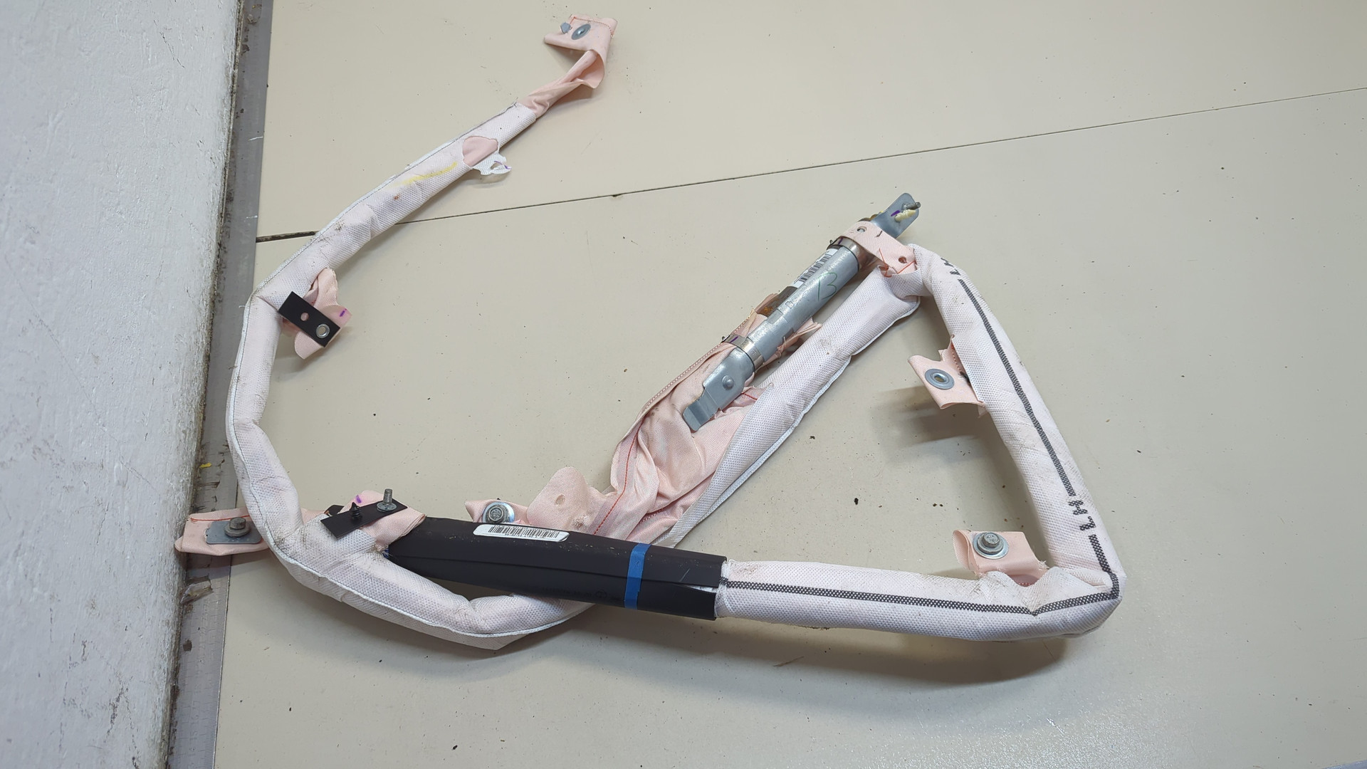 Подушка безопасности боковая (шторка)