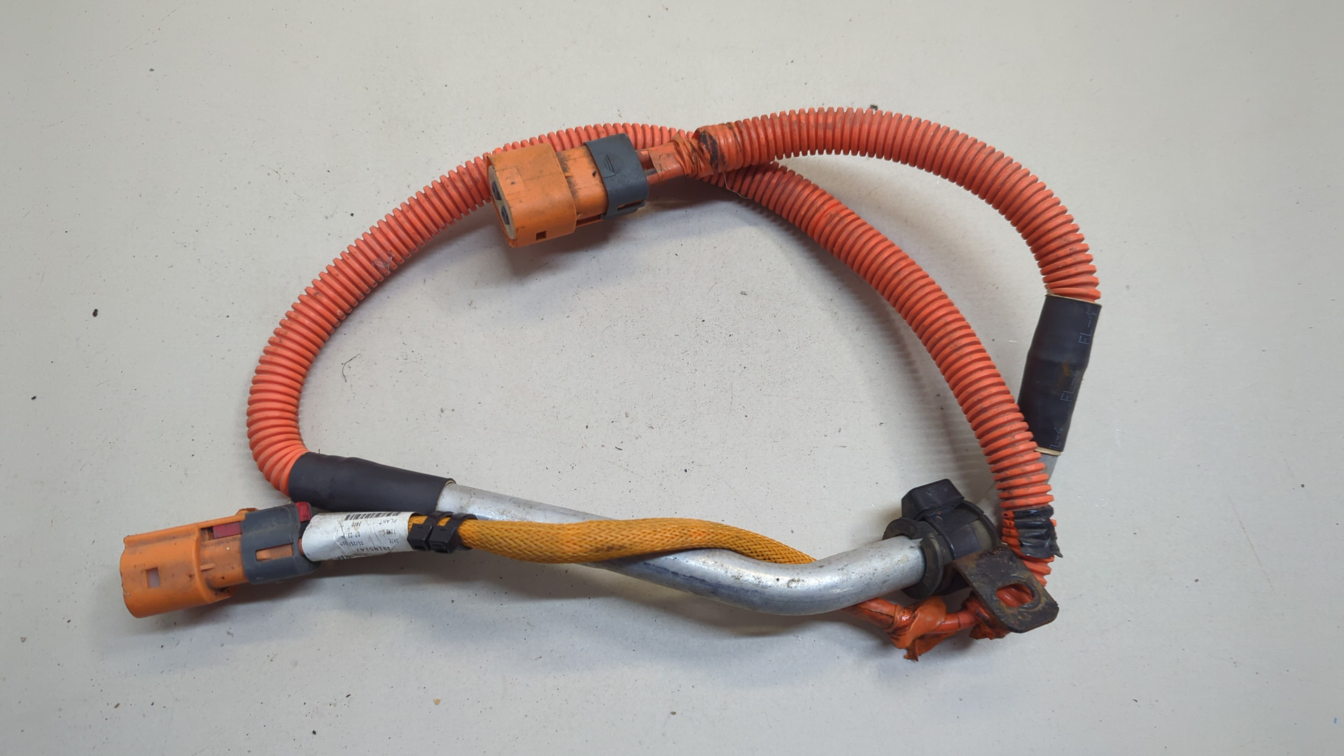 Провод высокого напряжения