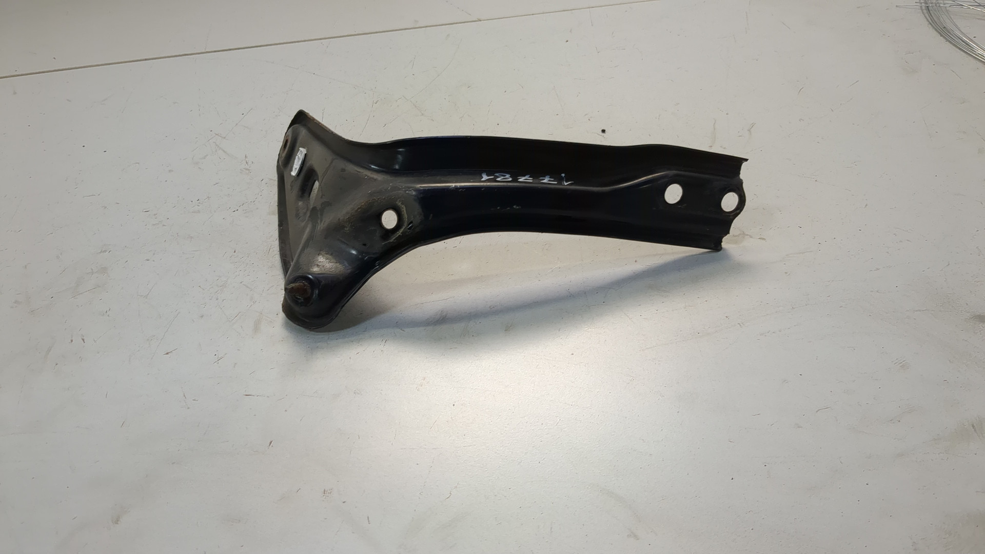 Кронштейн радиатора