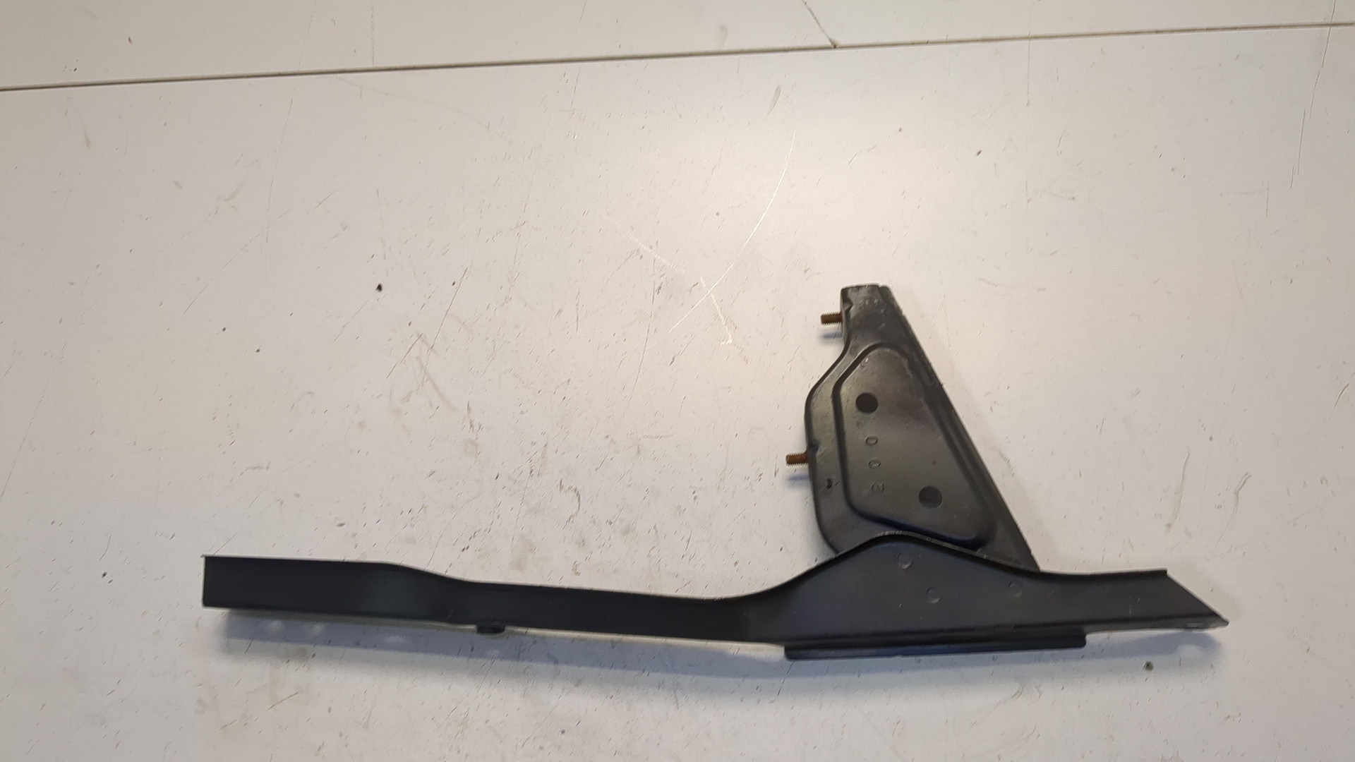 Кронштейн радиатора