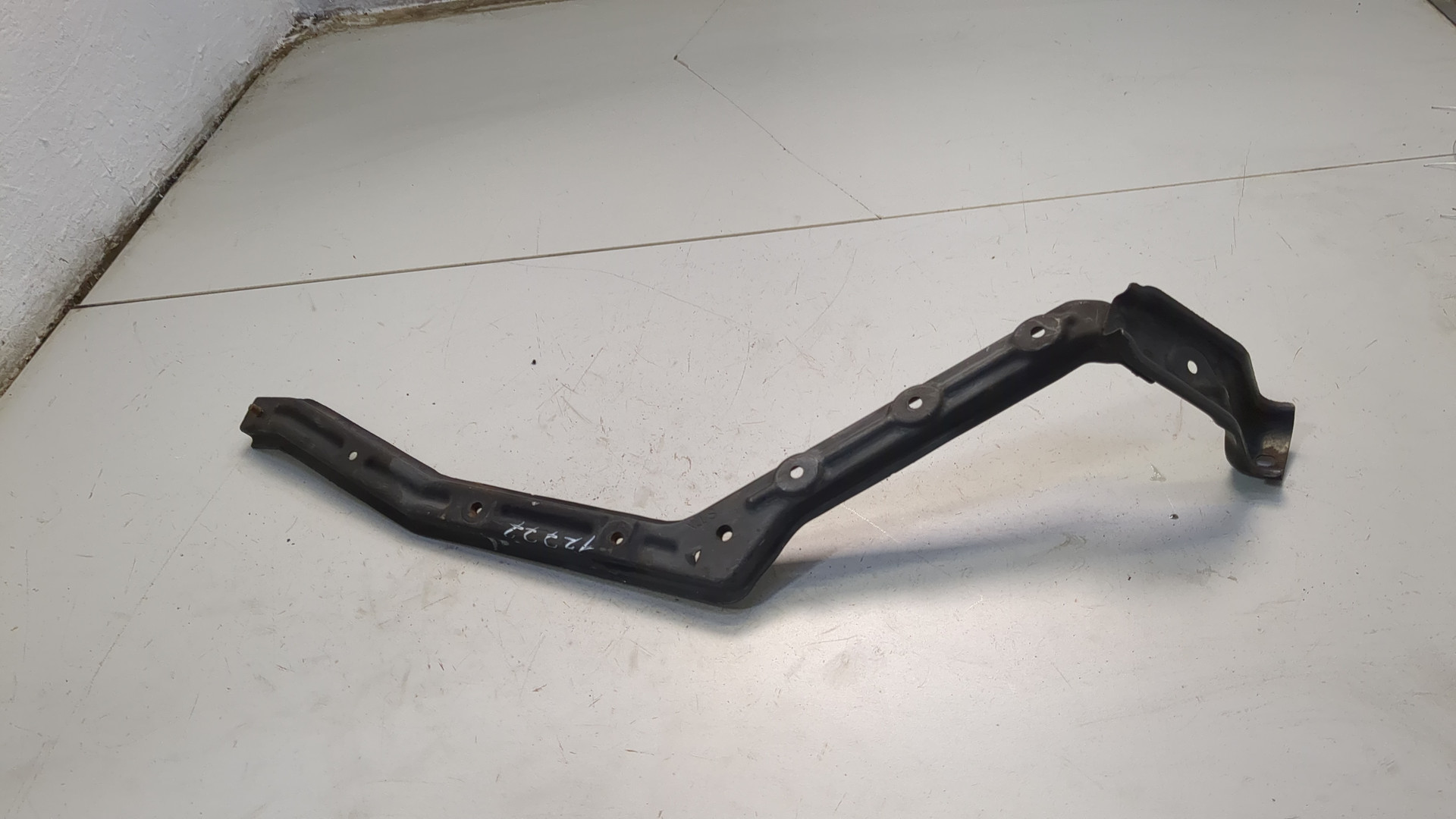 Кронштейн крепления крыла