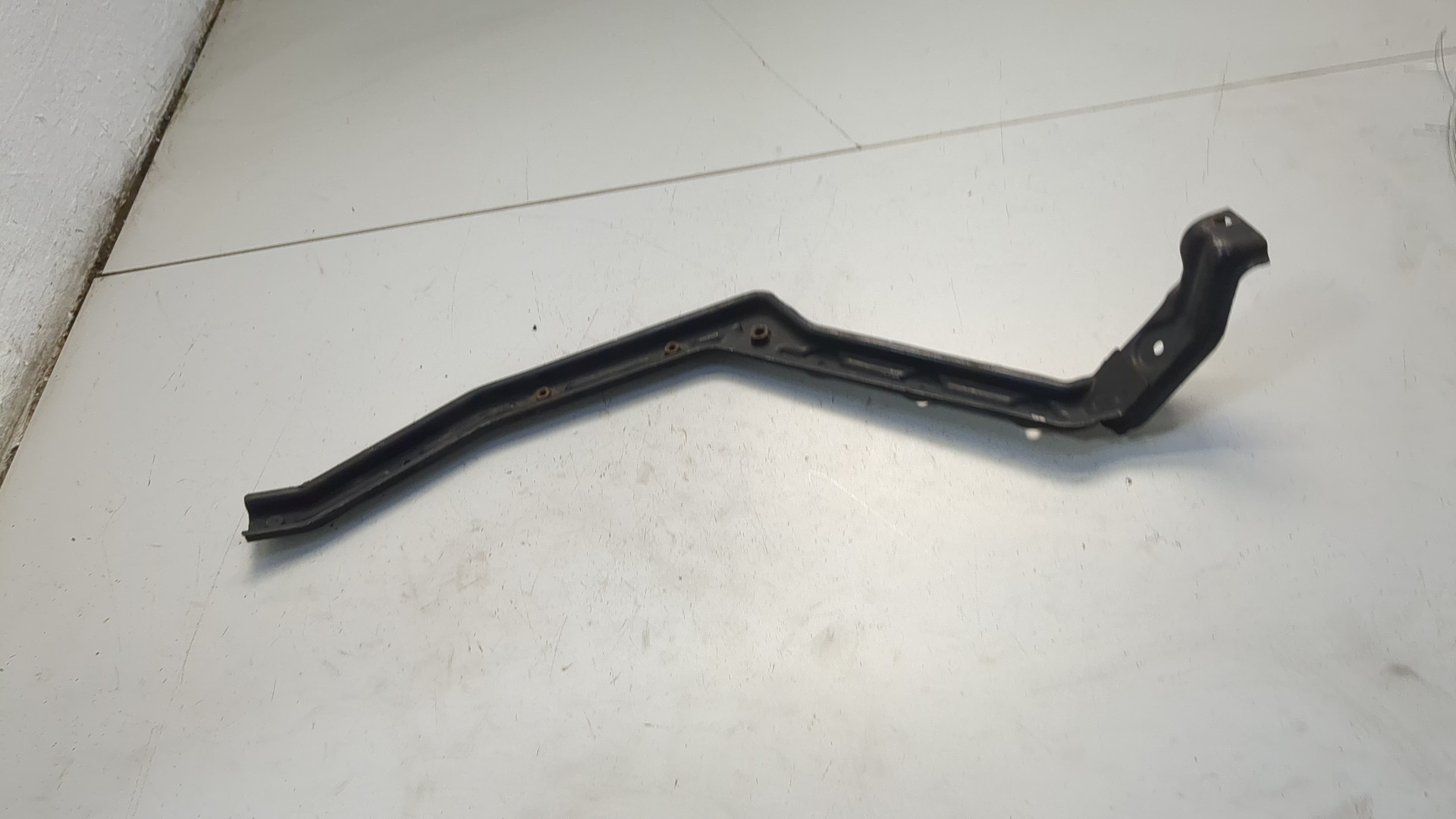 Кронштейн крепления крыла