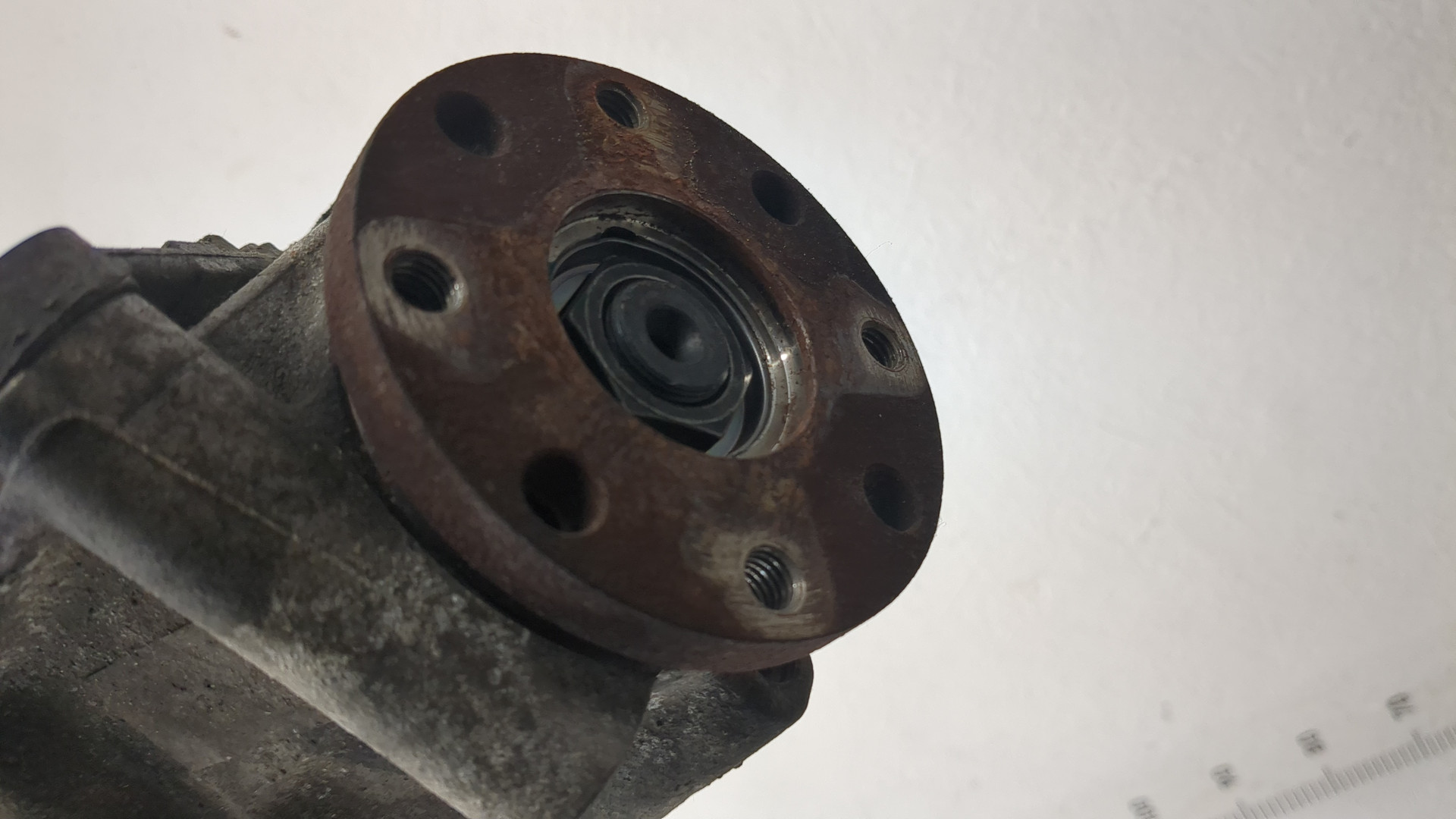 Редуктор переднего моста