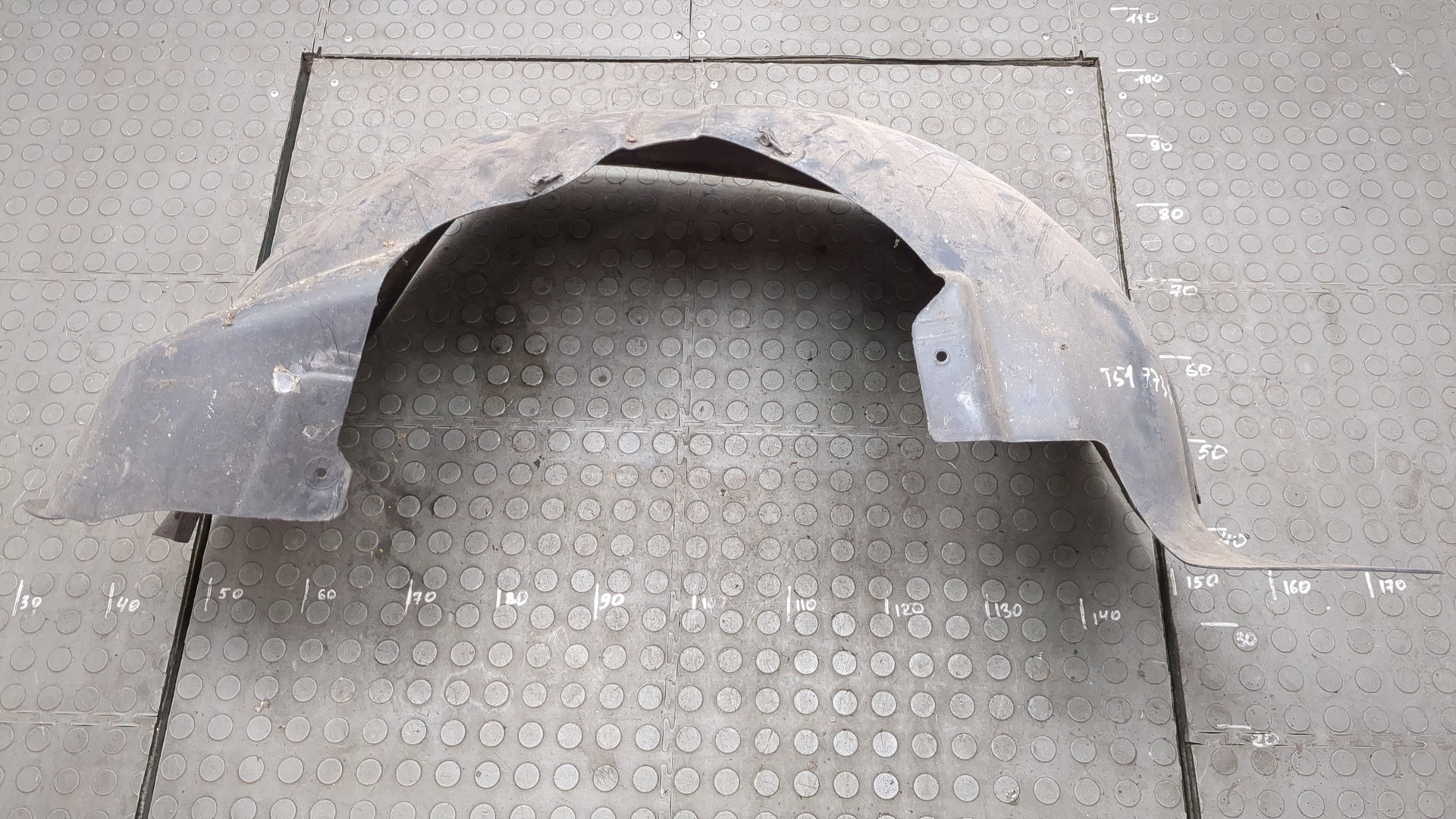 Локер передний левый