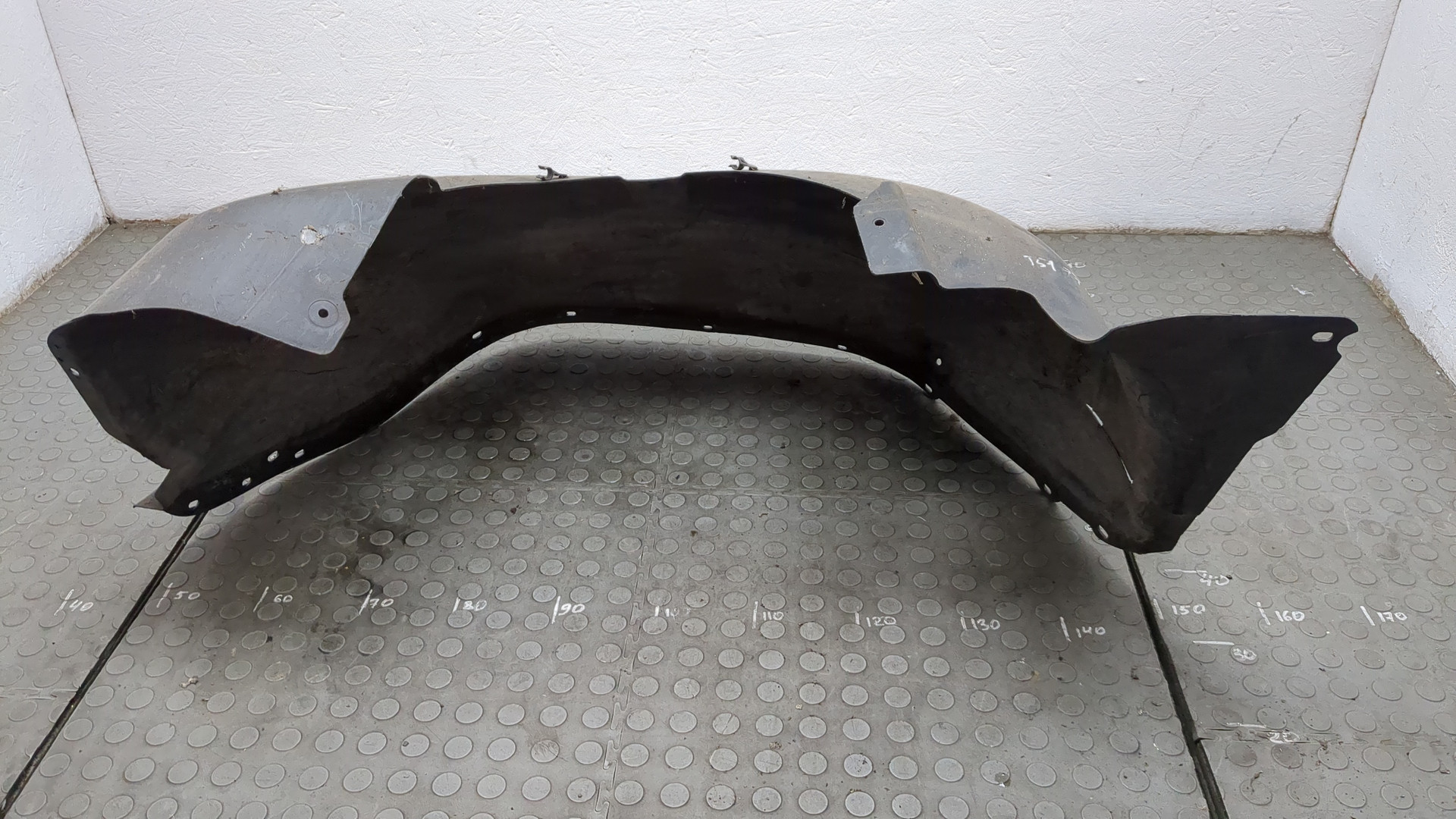 Локер передний левый