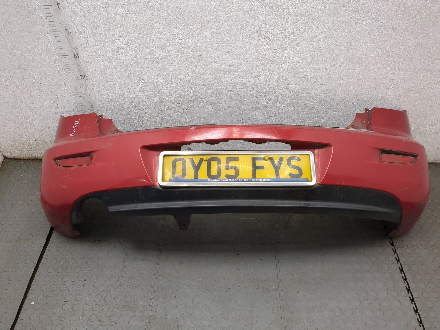 Бампер задний