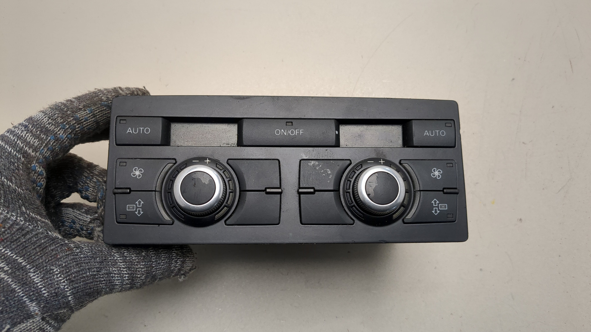 Переключатель отопителя