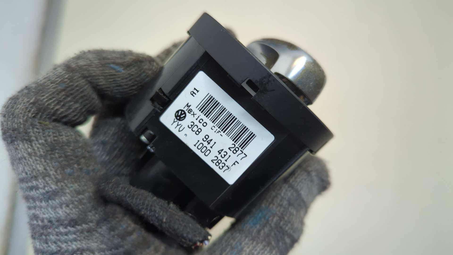 Переключатель света фар