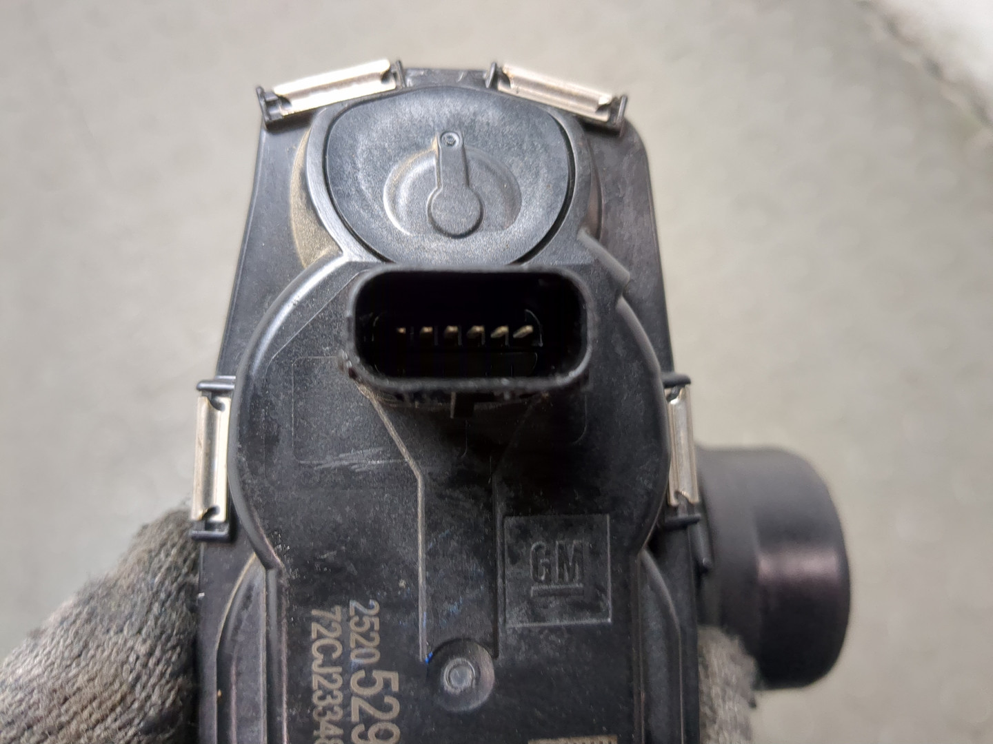 Заслонка дроссельная электрическая