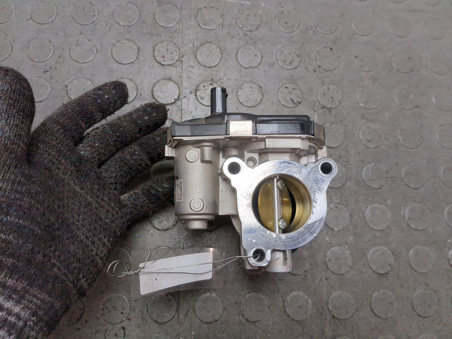 Заслонка дроссельная электрическая