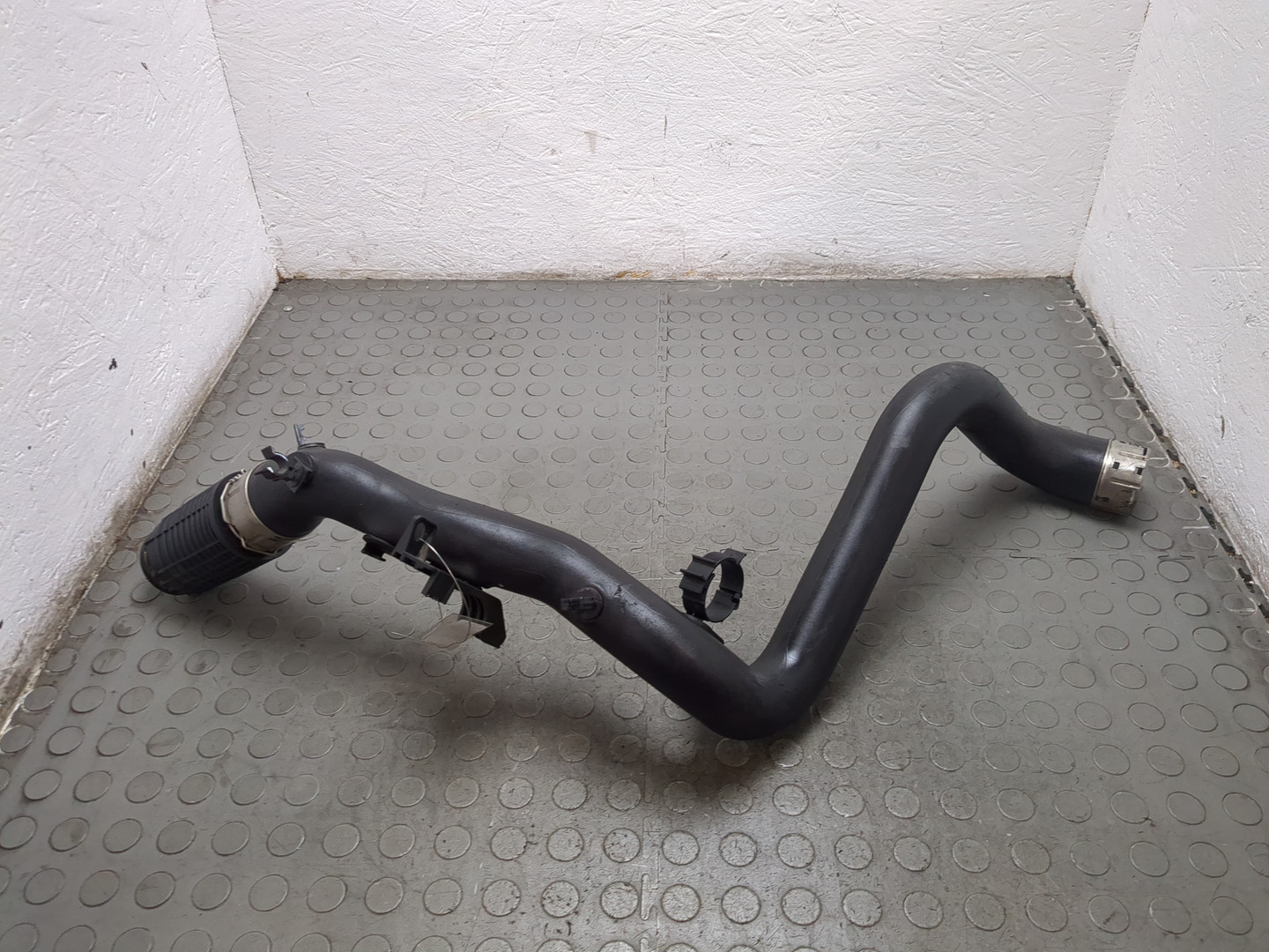 Патрубок интеркулера