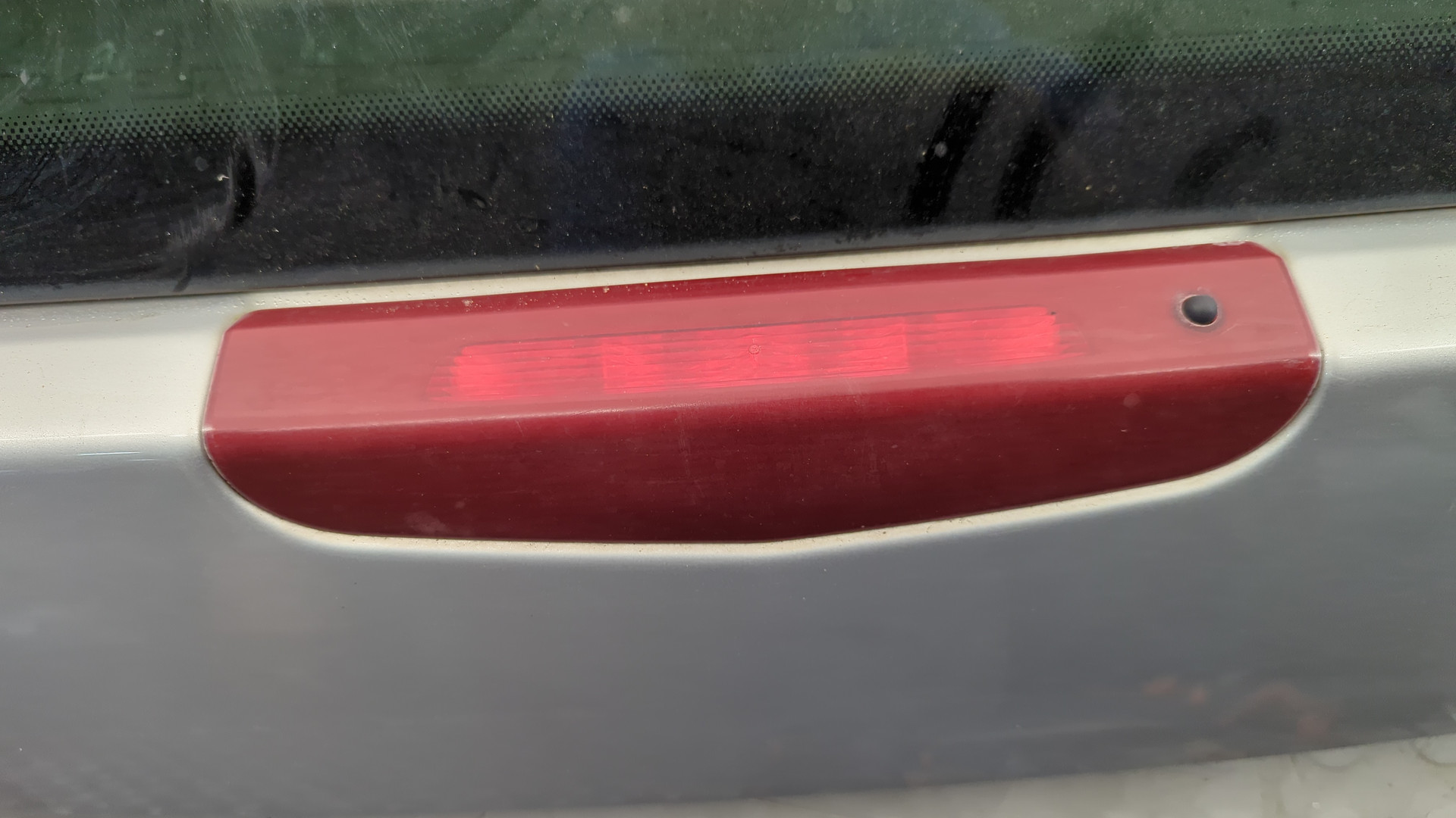 Дверь багажника