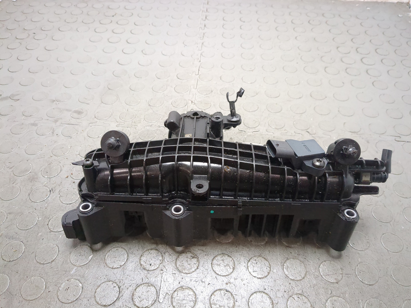 Коллектор впускной