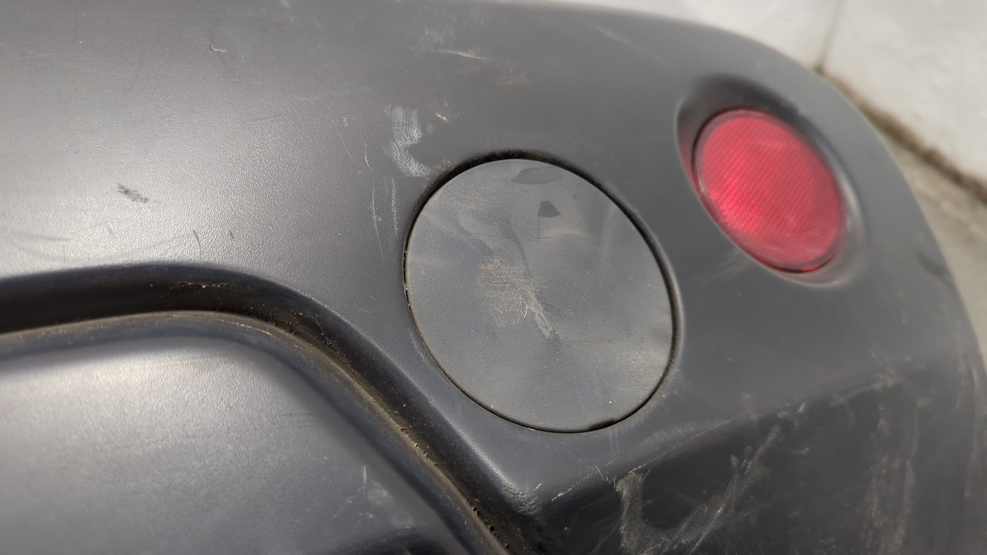 Бампер задний