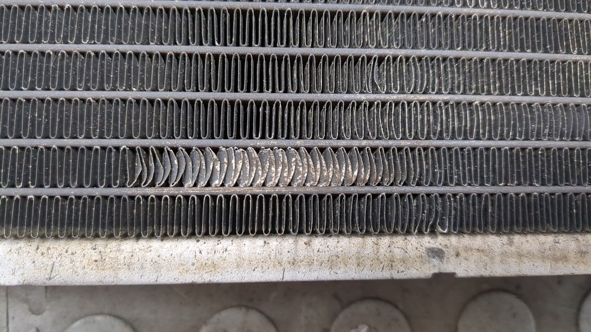 Радиатор охлаждения двигателя основной