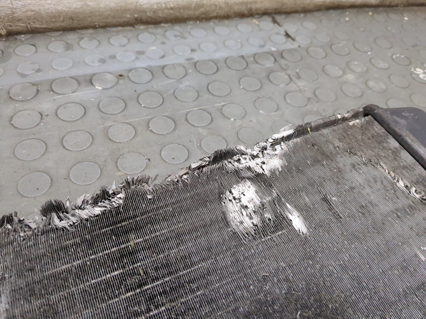 Радиатор охлаждения двигателя основной