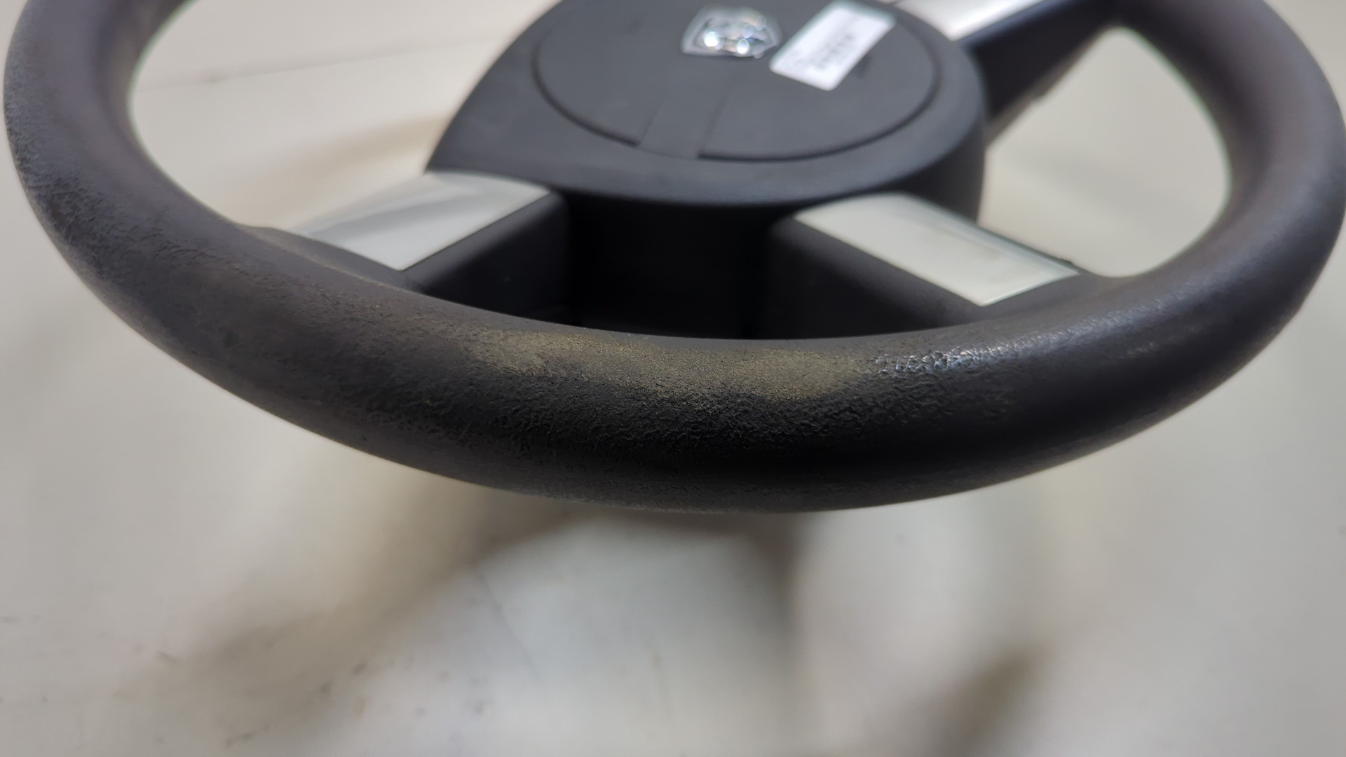 Рулевое колесо (руль)