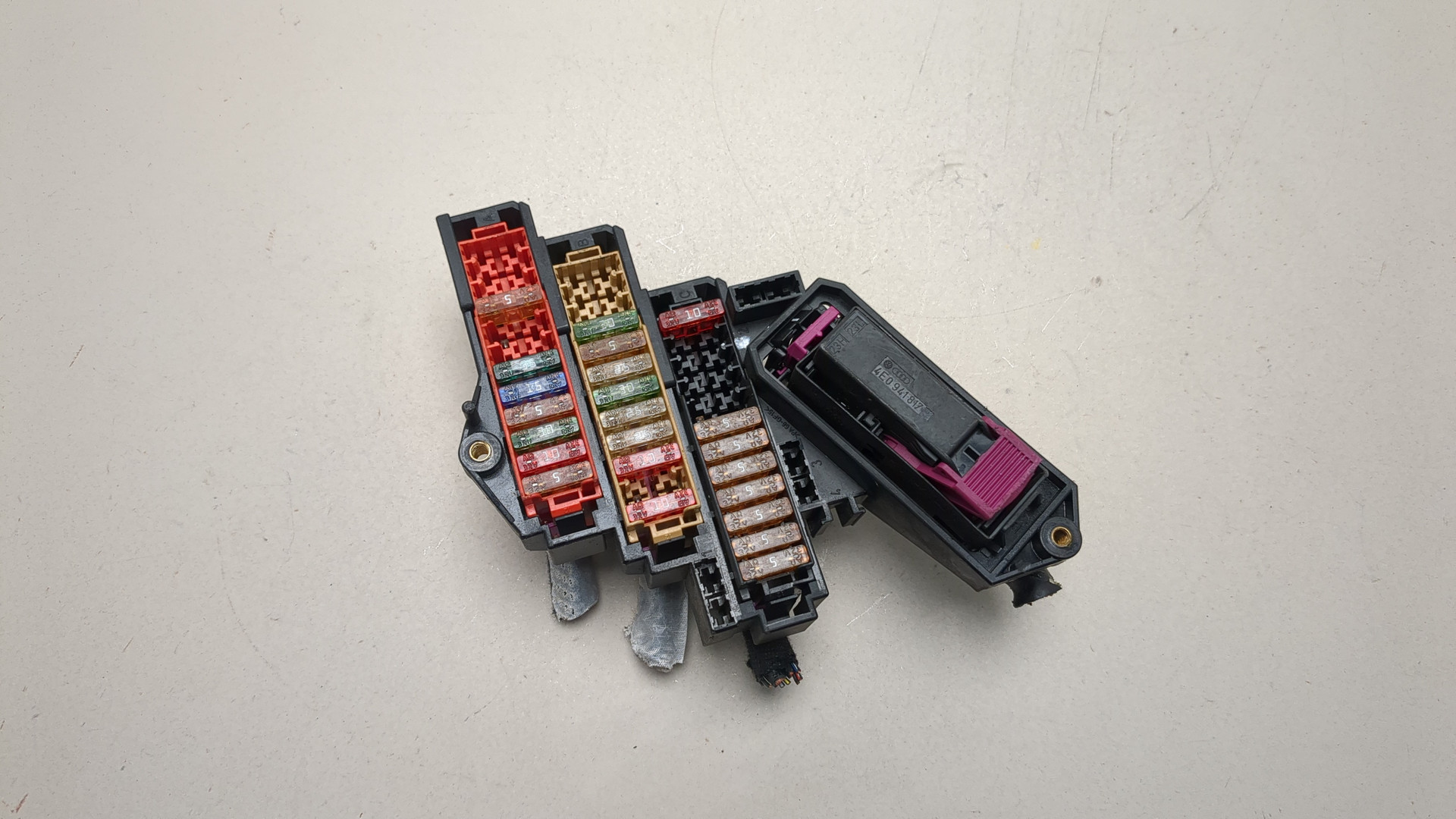 Блок предохранителей