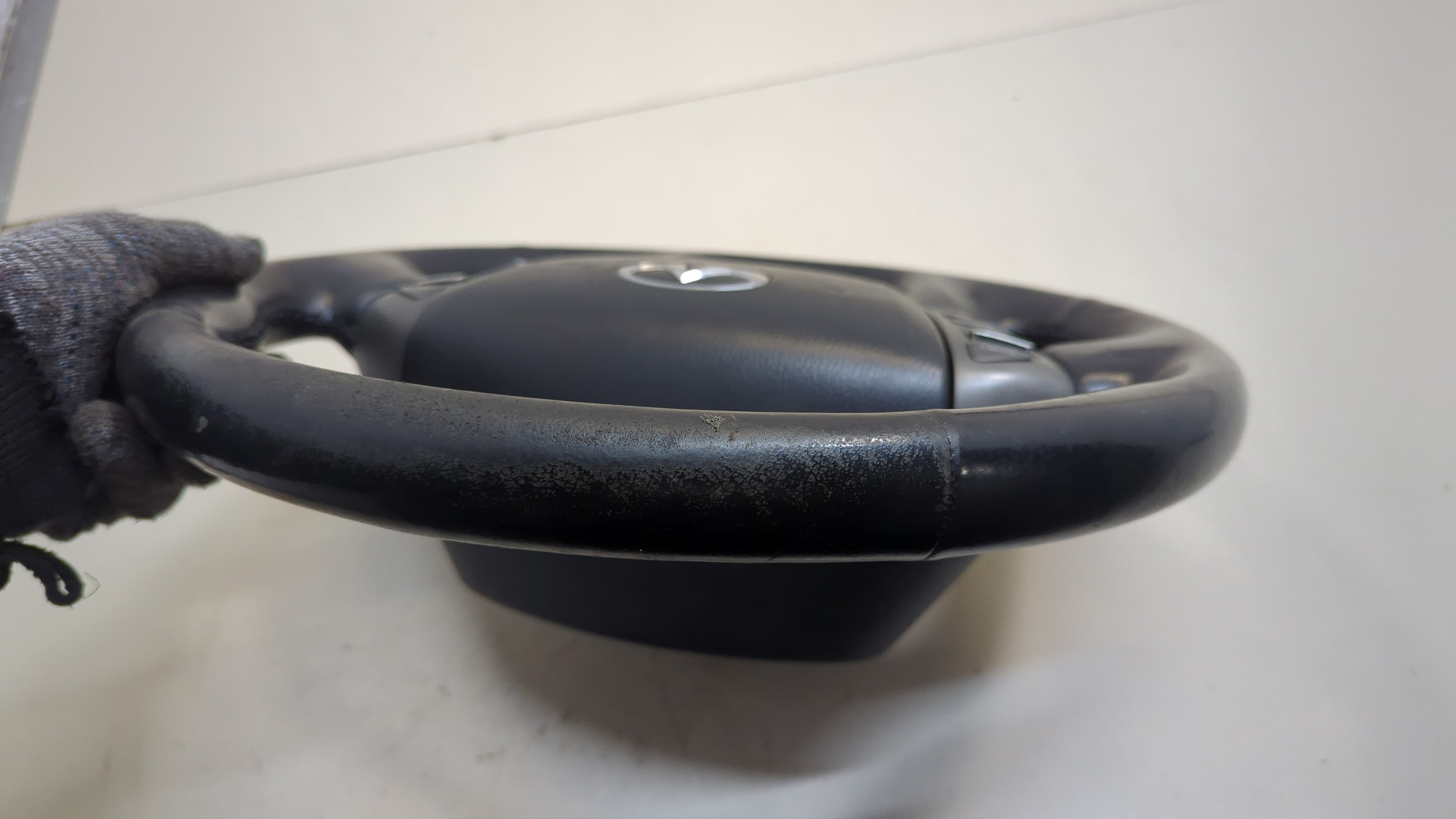 Рулевое колесо (руль)