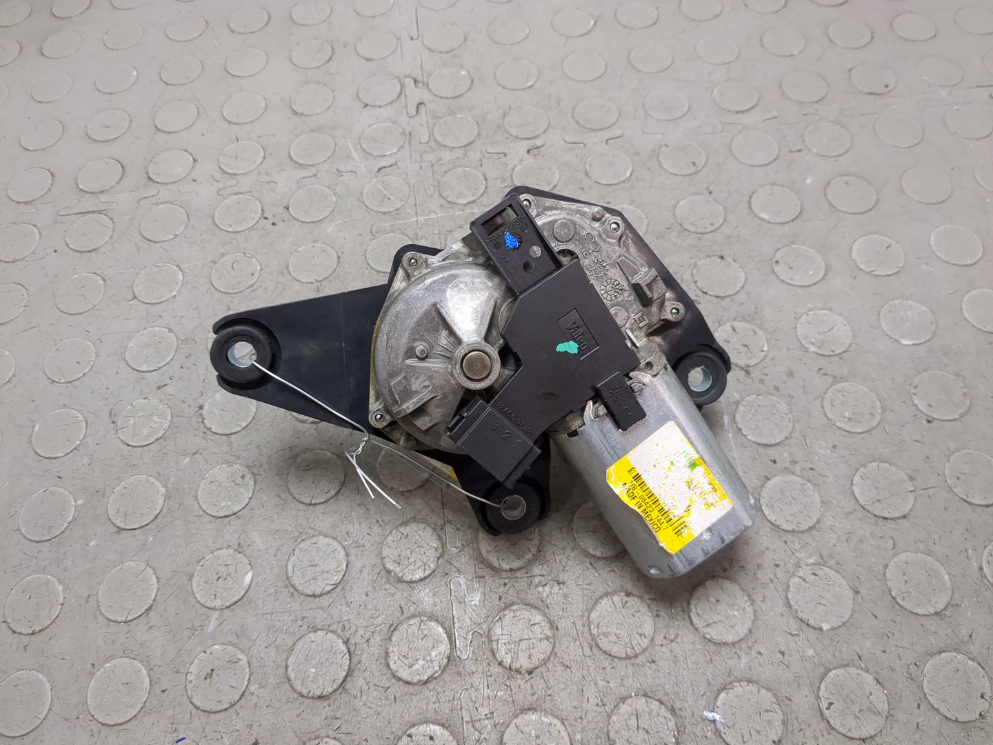 Моторчик стеклоочистителя задний