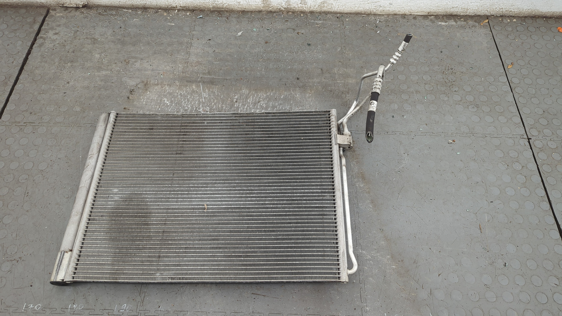 Радиатор кондиционера / конденсер