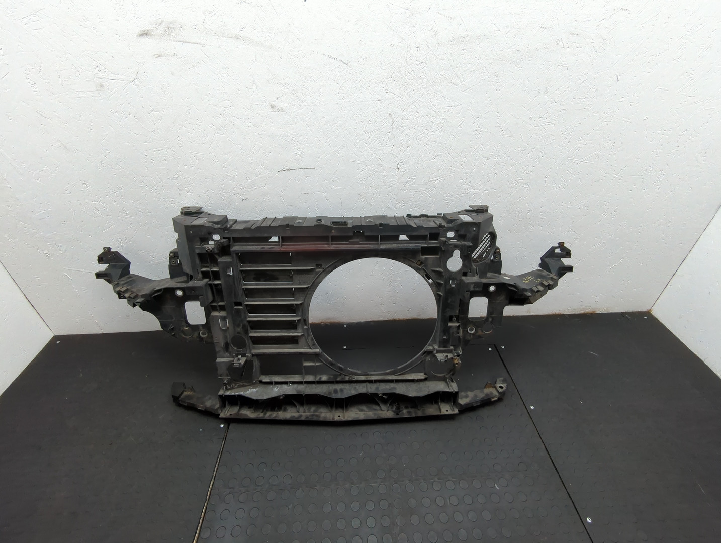 Панель передняя (телевизор)