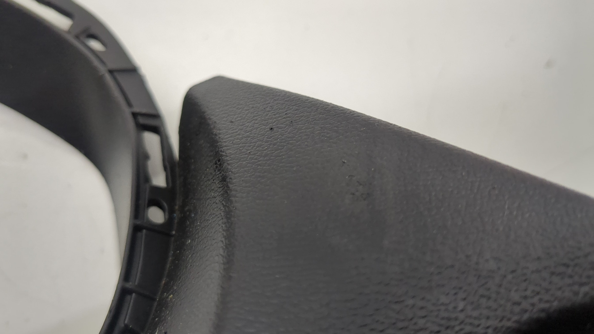 Кожух рулевой колонки