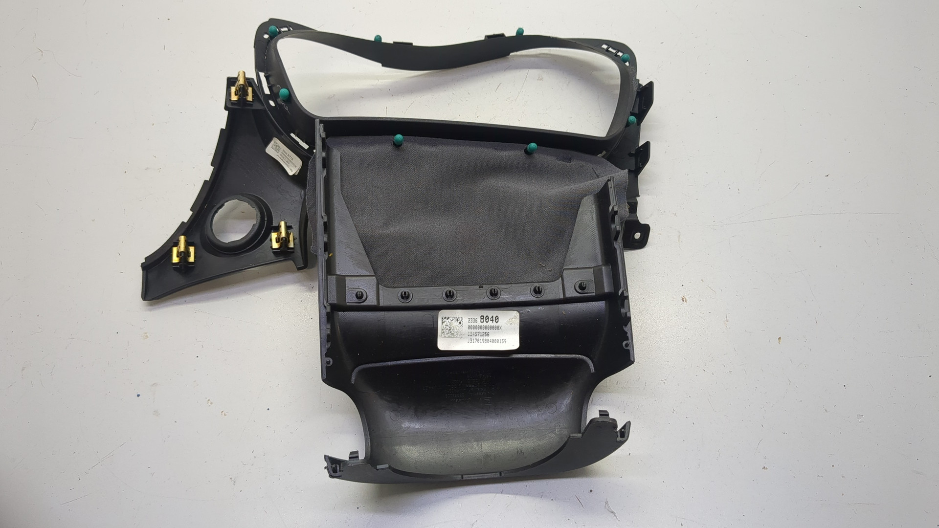 Кожух рулевой колонки