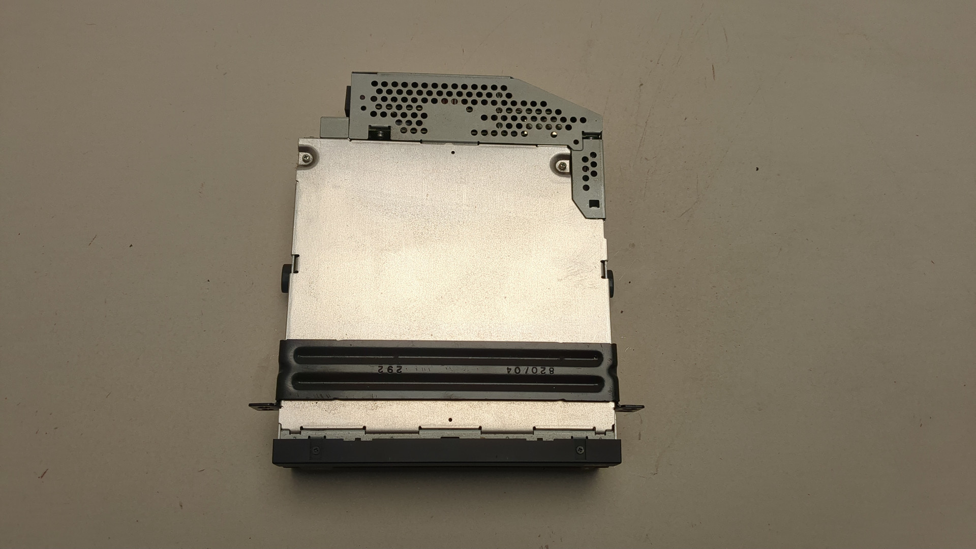 Проигрыватель CD/DVD