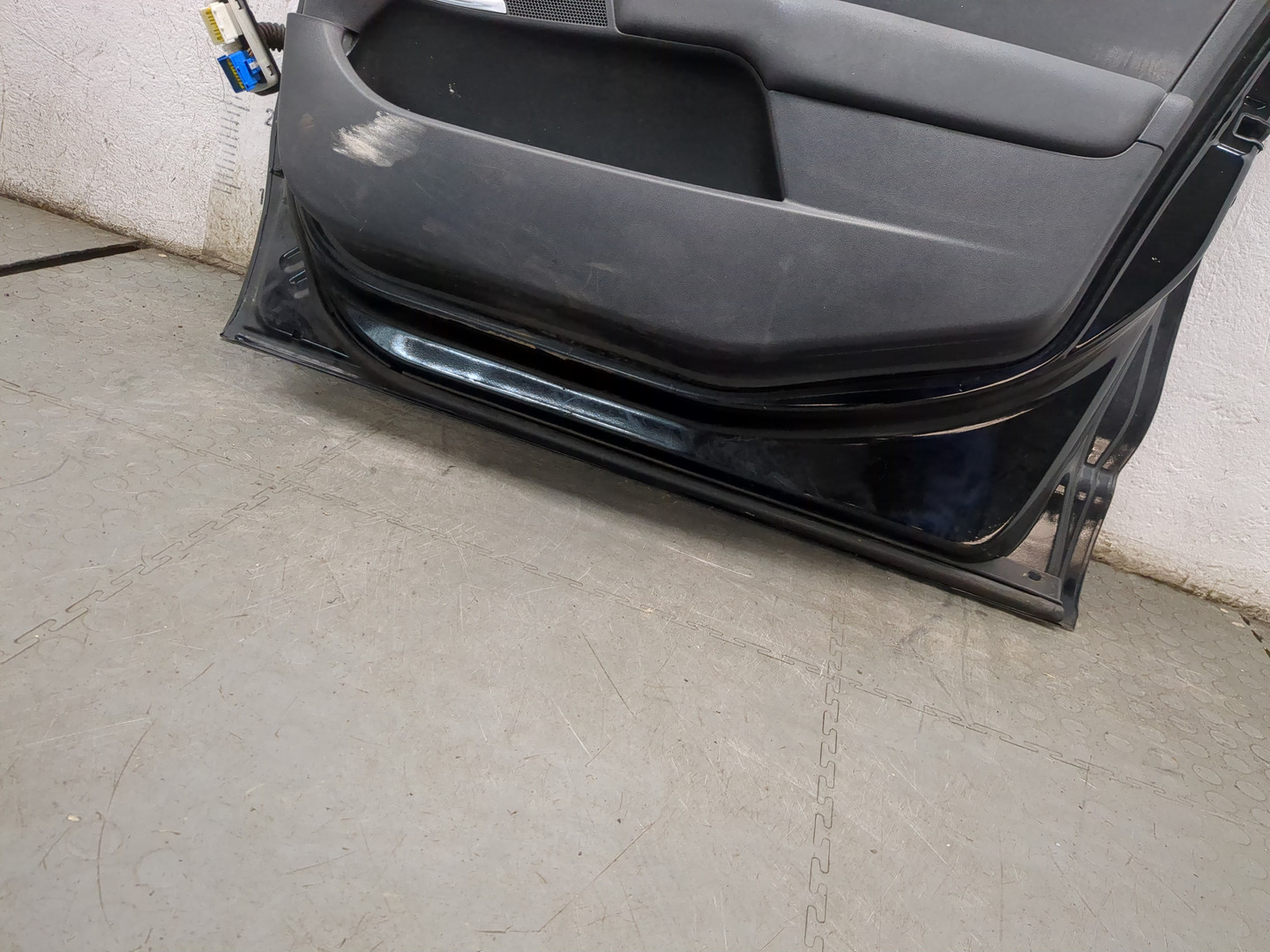 Дверь передняя правая