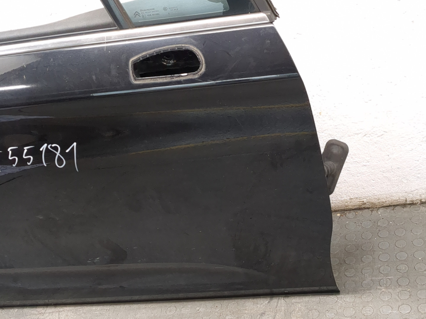 Дверь передняя правая