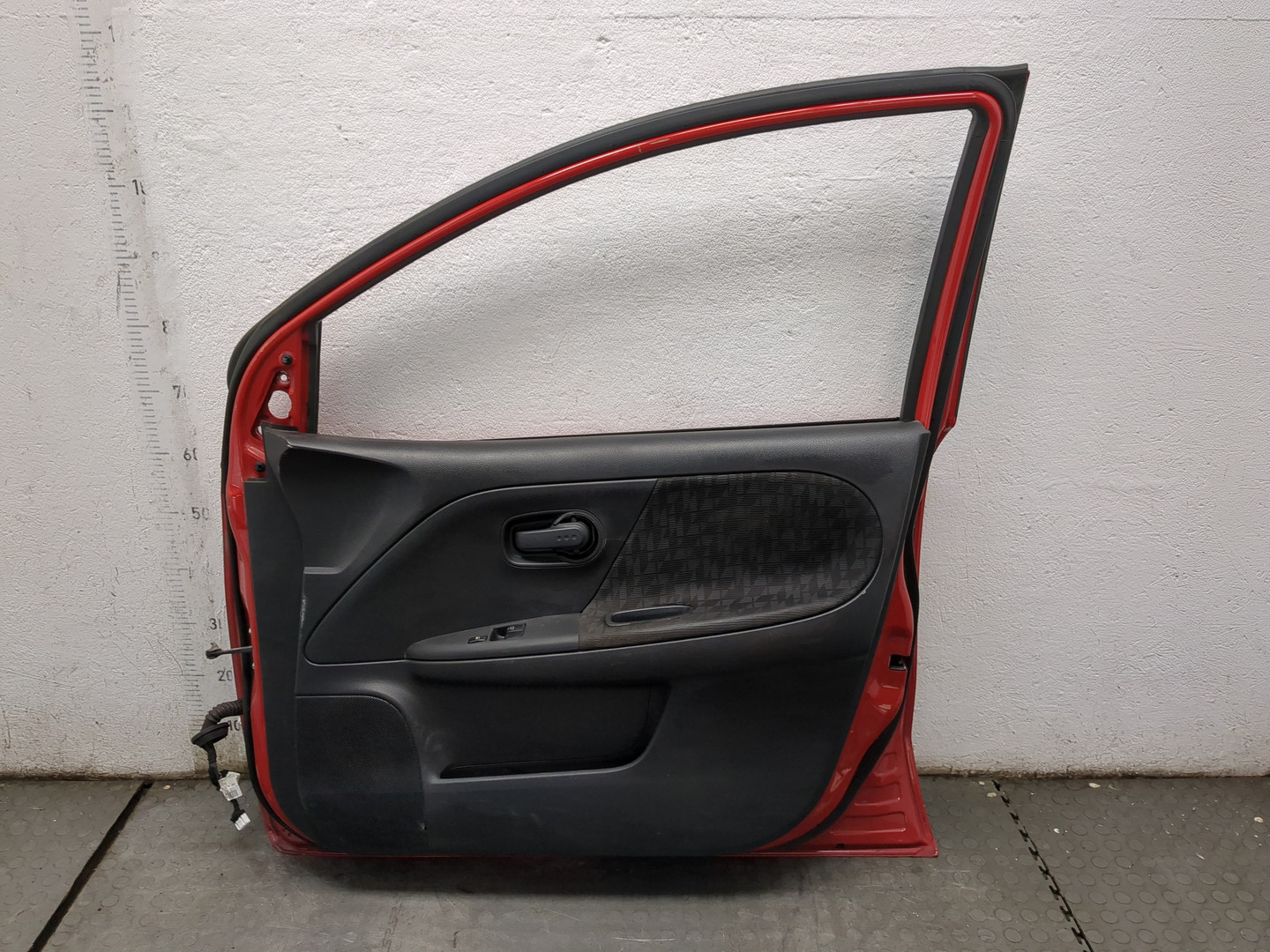 Дверь передняя правая