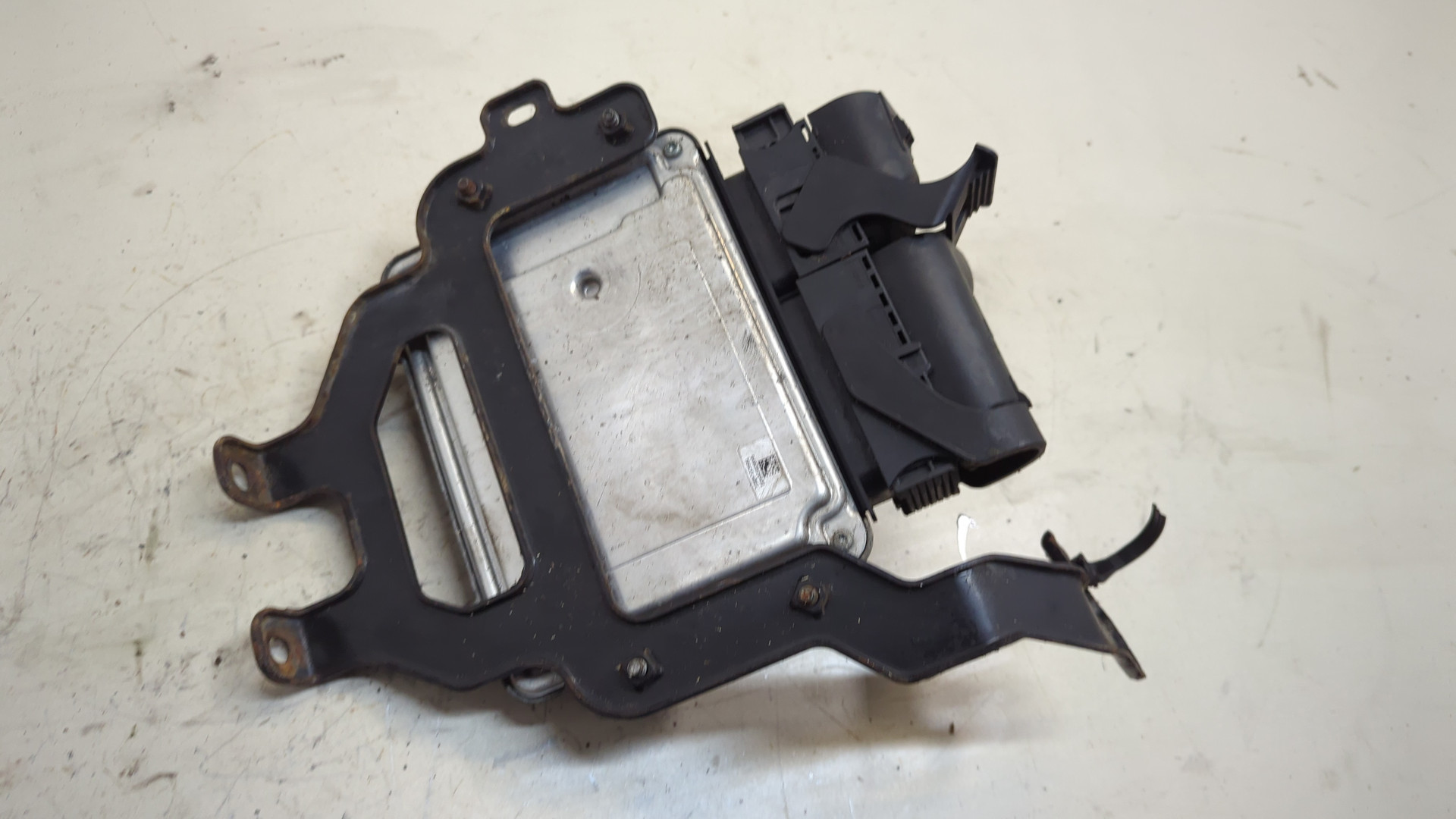 Блок управления двигателем