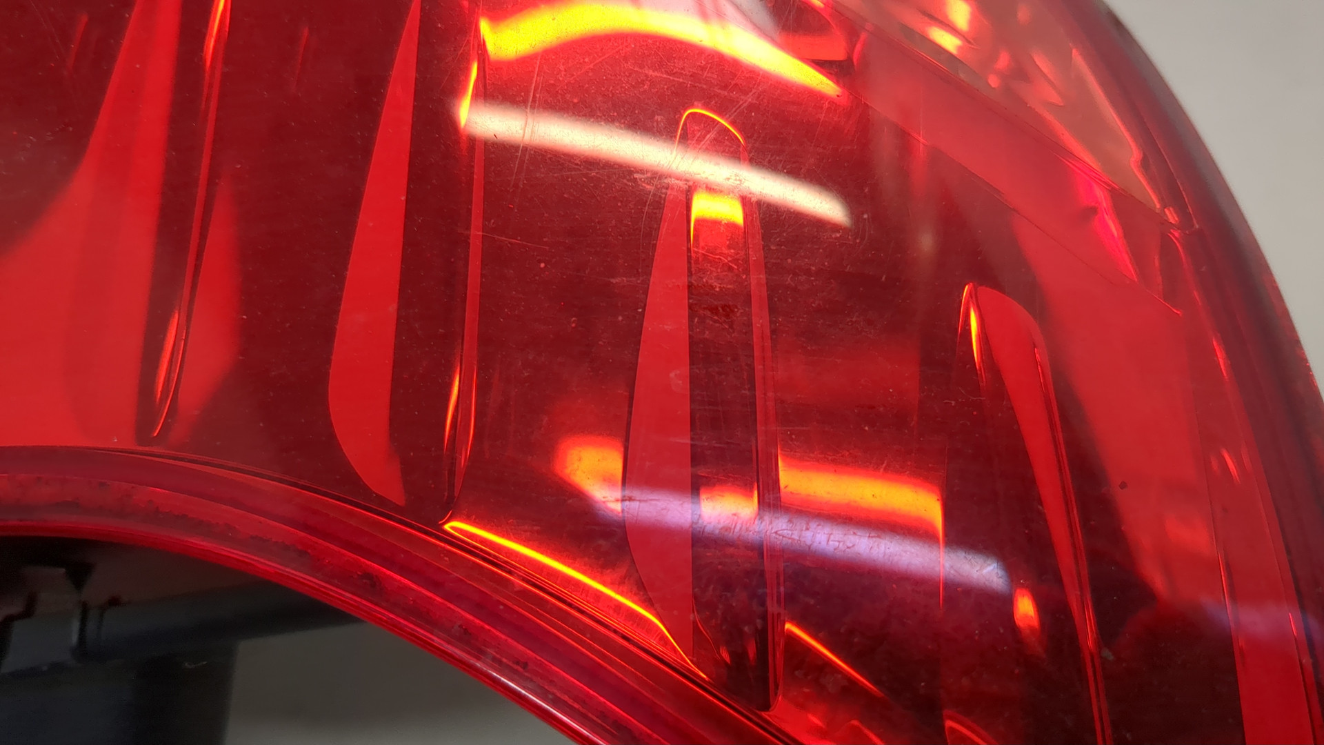 Фонарь задний левый