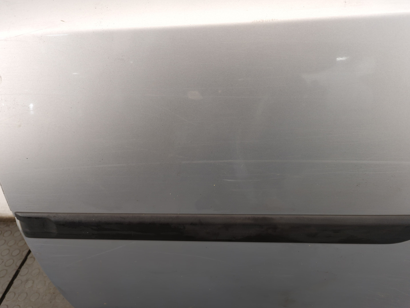 Дверь задняя левая